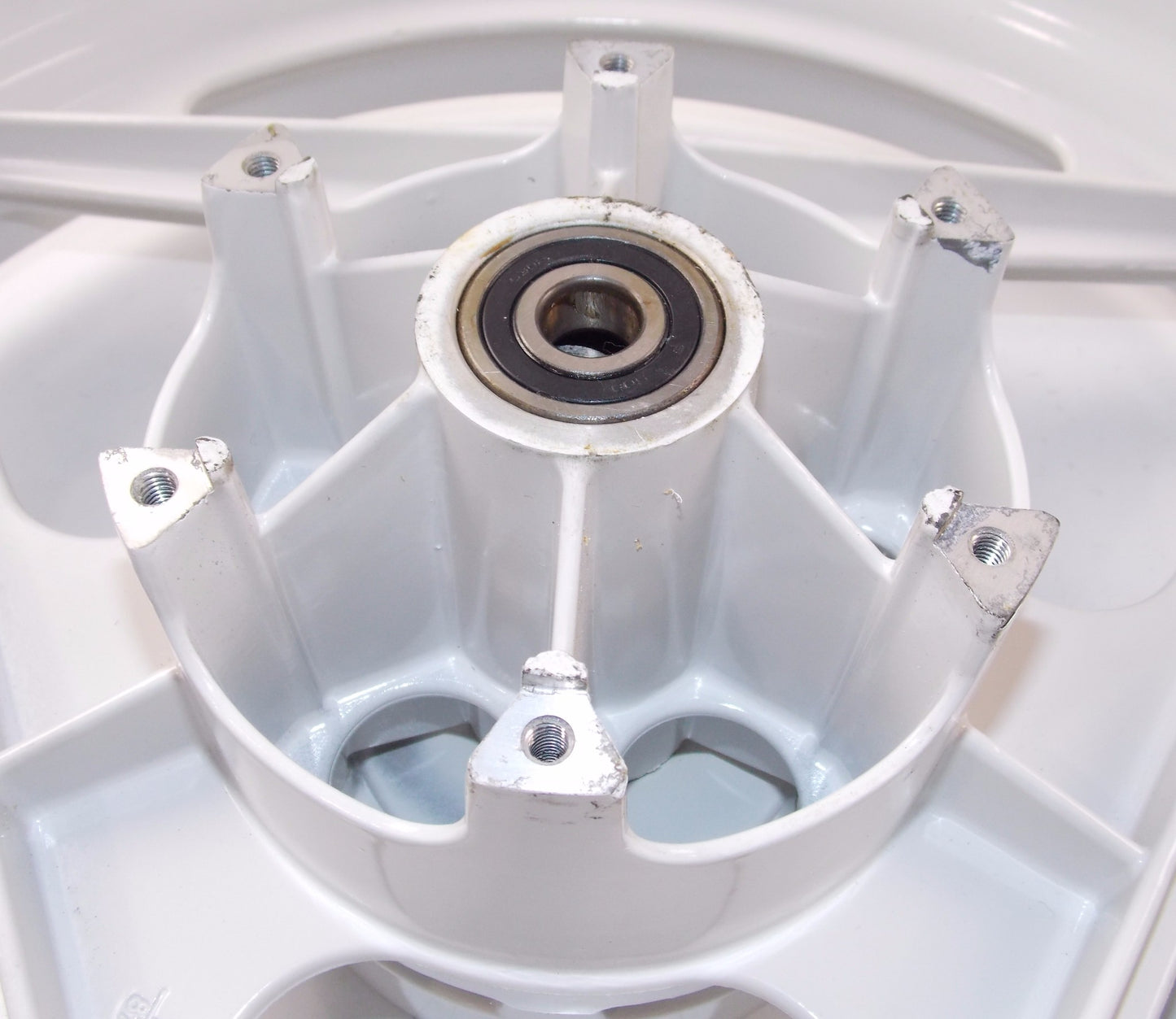 OEM CAGIVA 87-92 FRECCIA 17"x3.00 ALLOY DELTA SPOKE WHITE RIM GRIMECA 80B053669 - MotoRaider