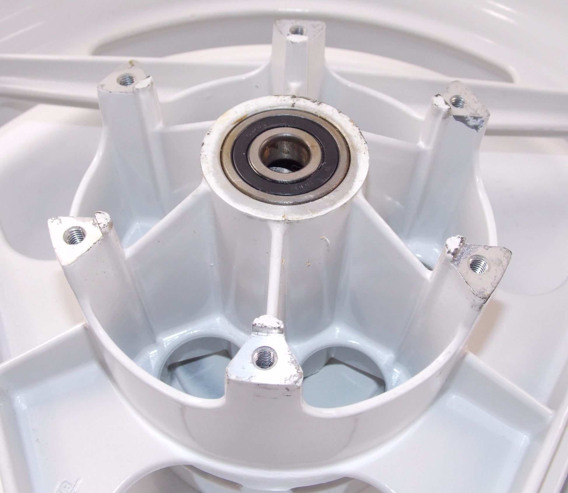 OEM CAGIVA 87-92 FRECCIA 17"x3.00 ALLOY DELTA SPOKE WHITE RIM GRIMECA 80B053669 - MotoRaider