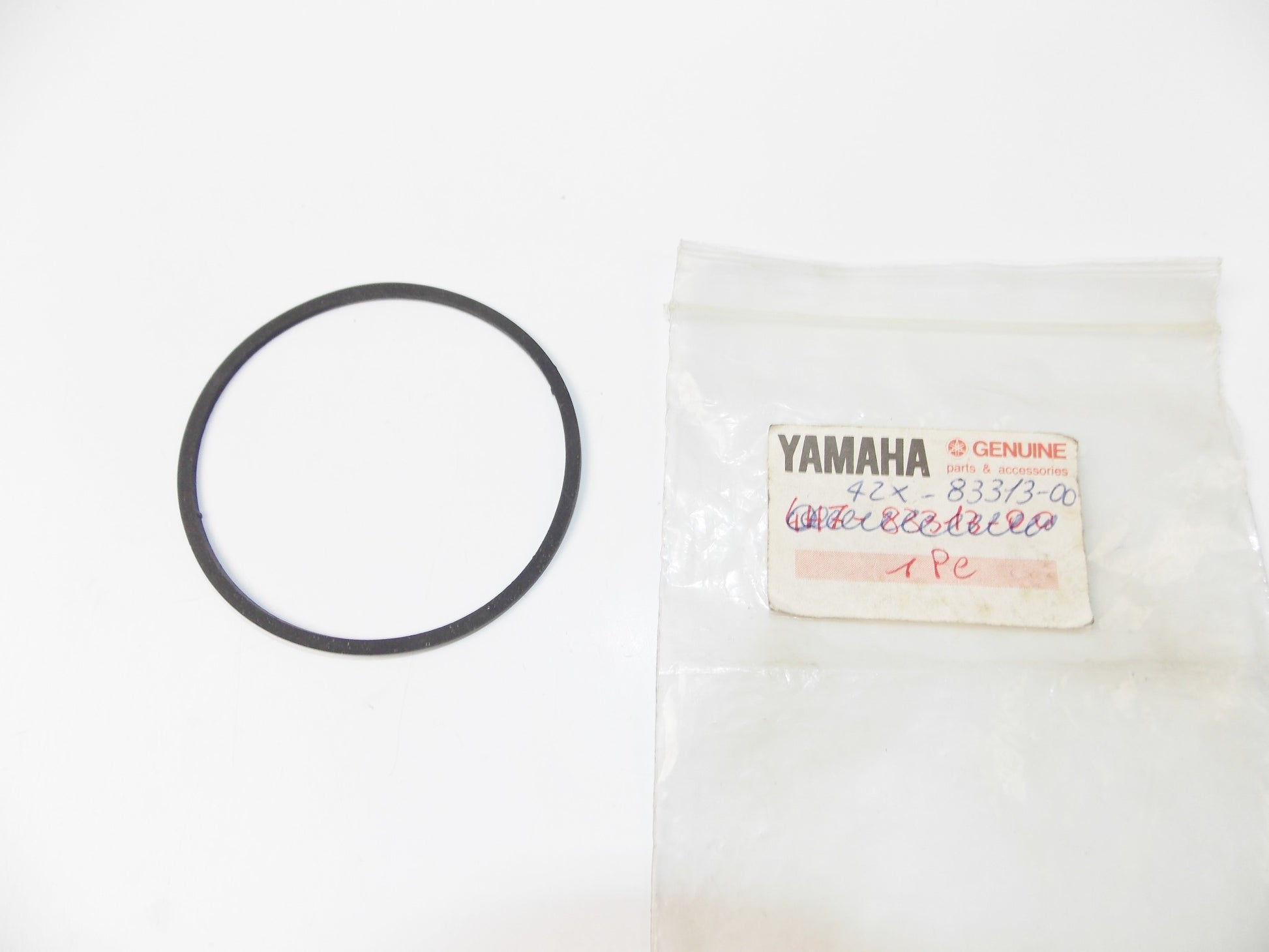 NOS OEM 1984-2004 YAMAHA XV250/535/750/1100 GASKET FLASHER LENS 42X-83313-00 - MotoRaider