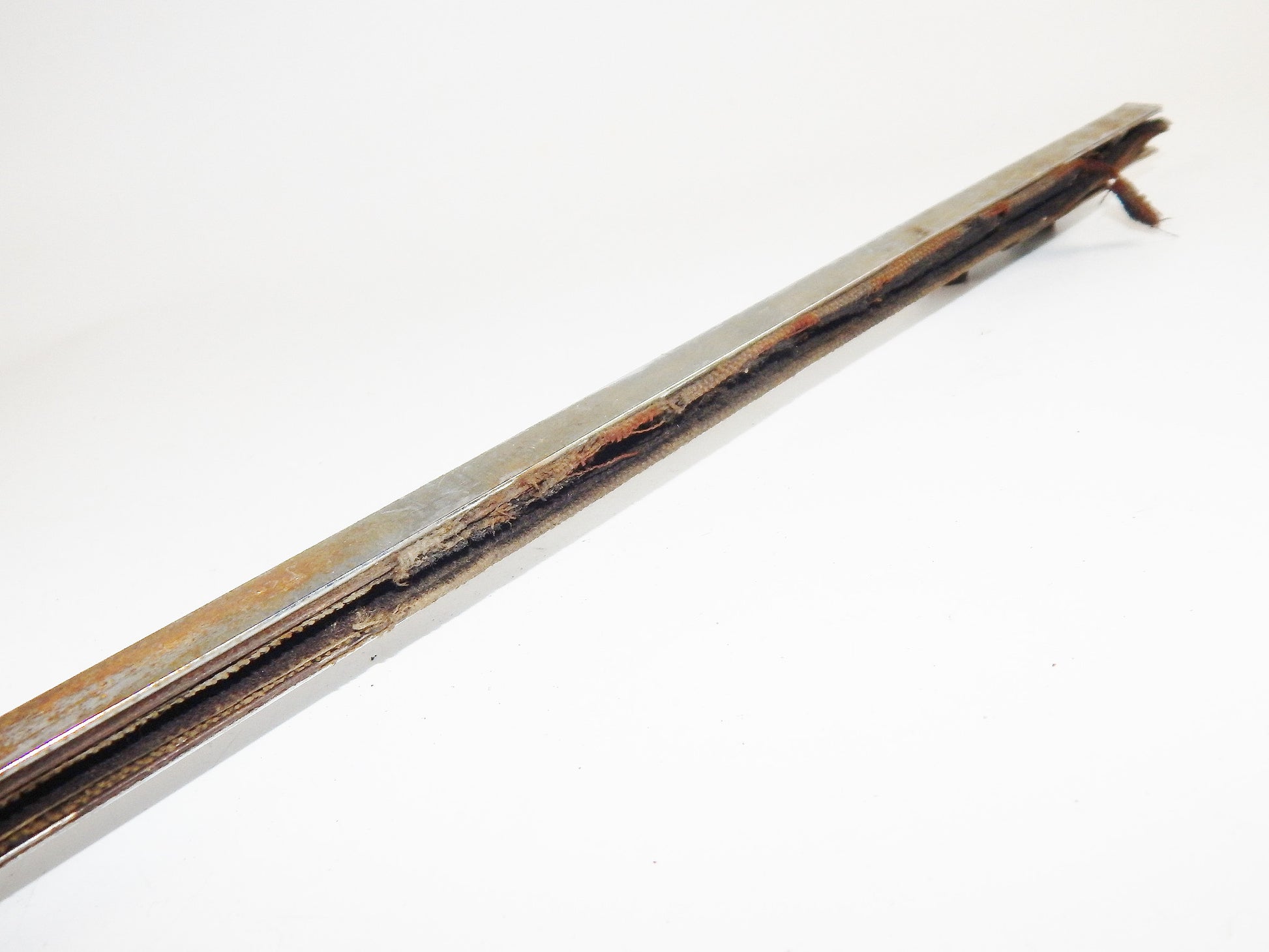 1960's VW BUG BEETLE DOOR INTERIOR WINDOW REGULATOR GLASS GUIDE PLATE - MotoRaider