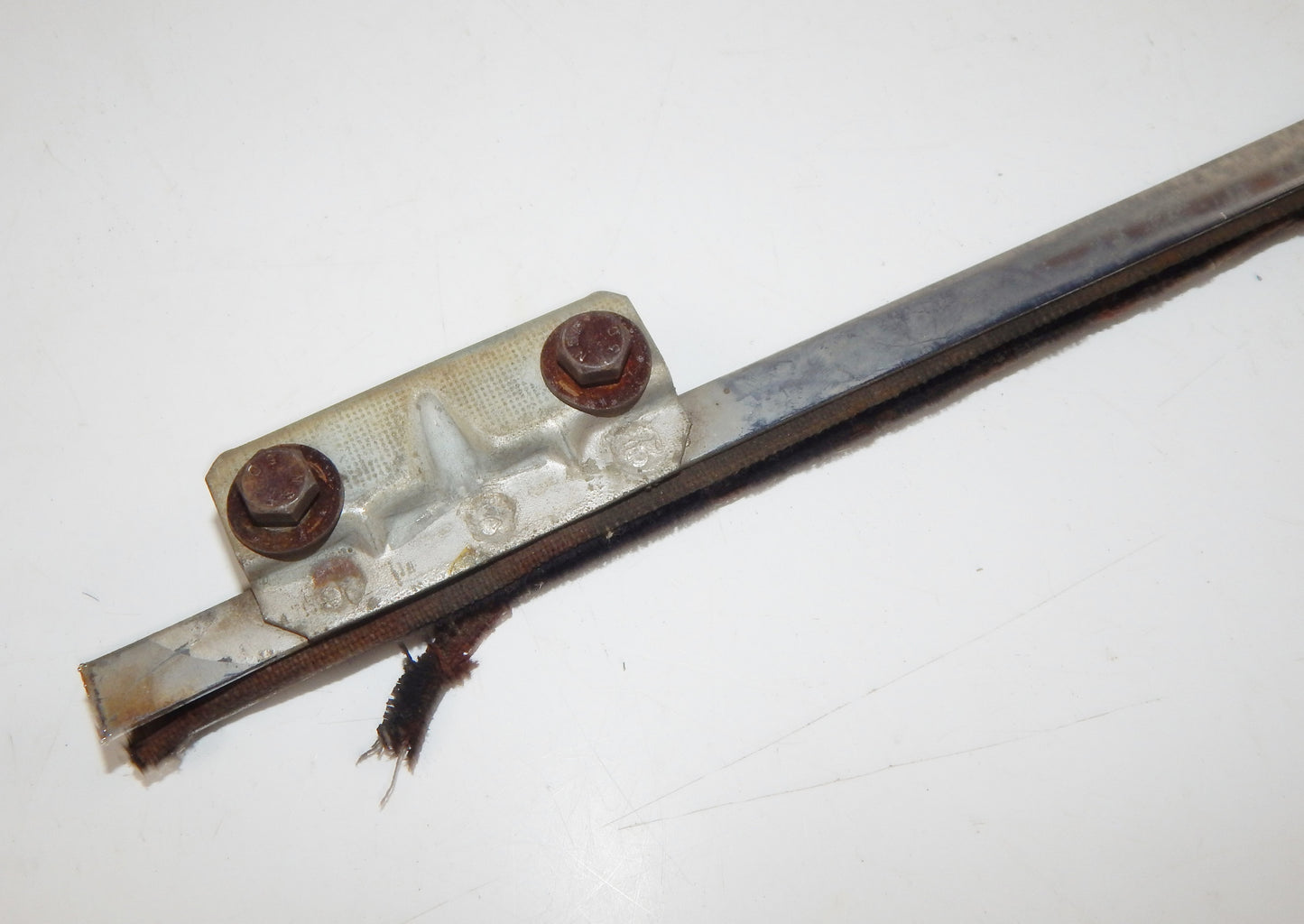 1960's VW BUG BEETLE DOOR INTERIOR WINDOW REGULATOR GLASS GUIDE PLATE - MotoRaider