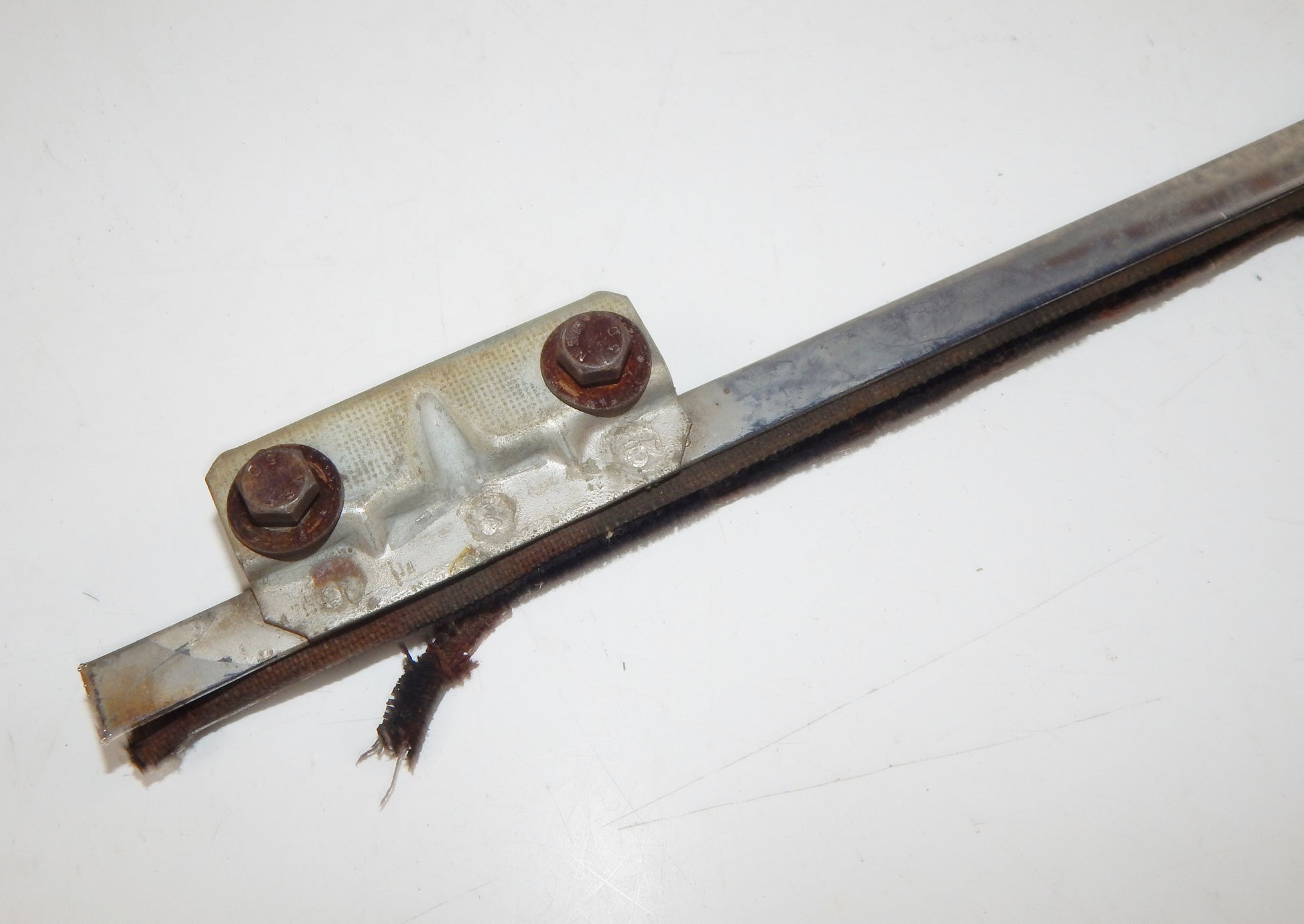 1960's VW BUG BEETLE DOOR INTERIOR WINDOW REGULATOR GLASS GUIDE PLATE - MotoRaider