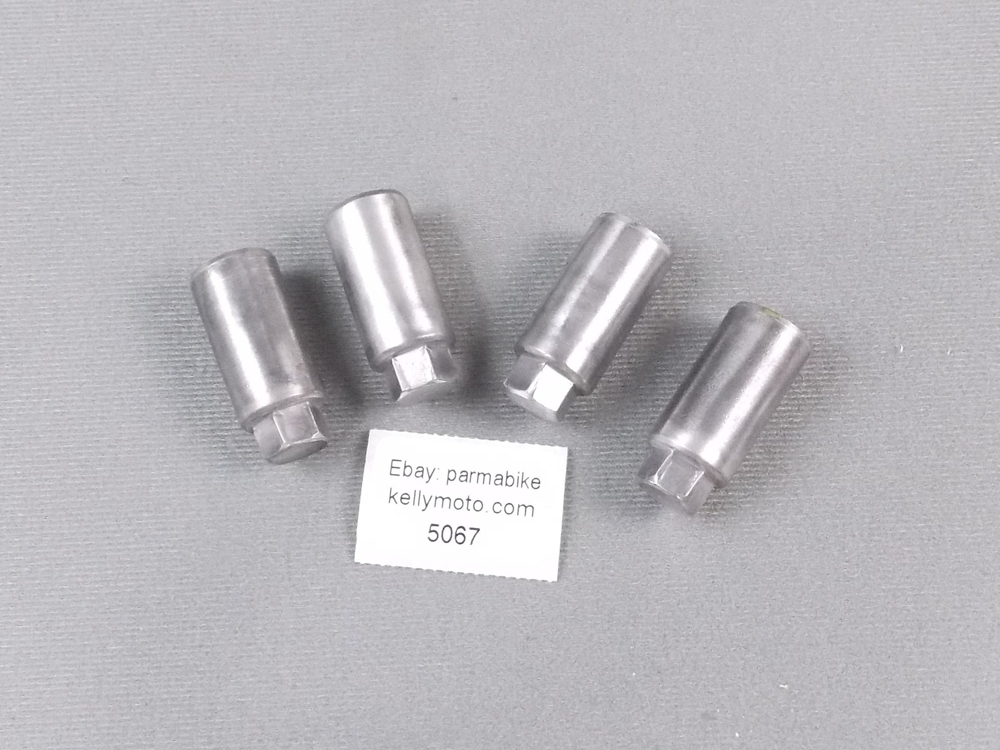 OEM YAMAHA 1976 YZ 400 ENGINE CYLINDER NUTS MOTOR TOP END - MotoRaider
