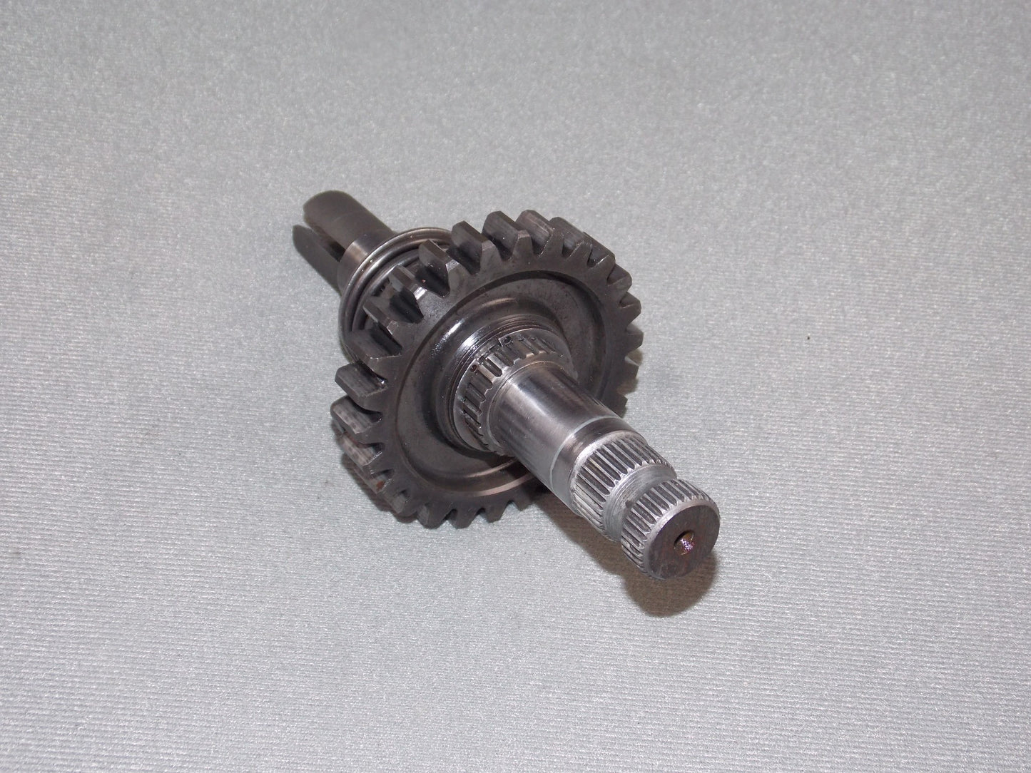 OEM YAMAHA 1976 YZ400 MOTOR ENGINE KICK STARTER SHAFT GEAR YZ 400 - MotoRaider