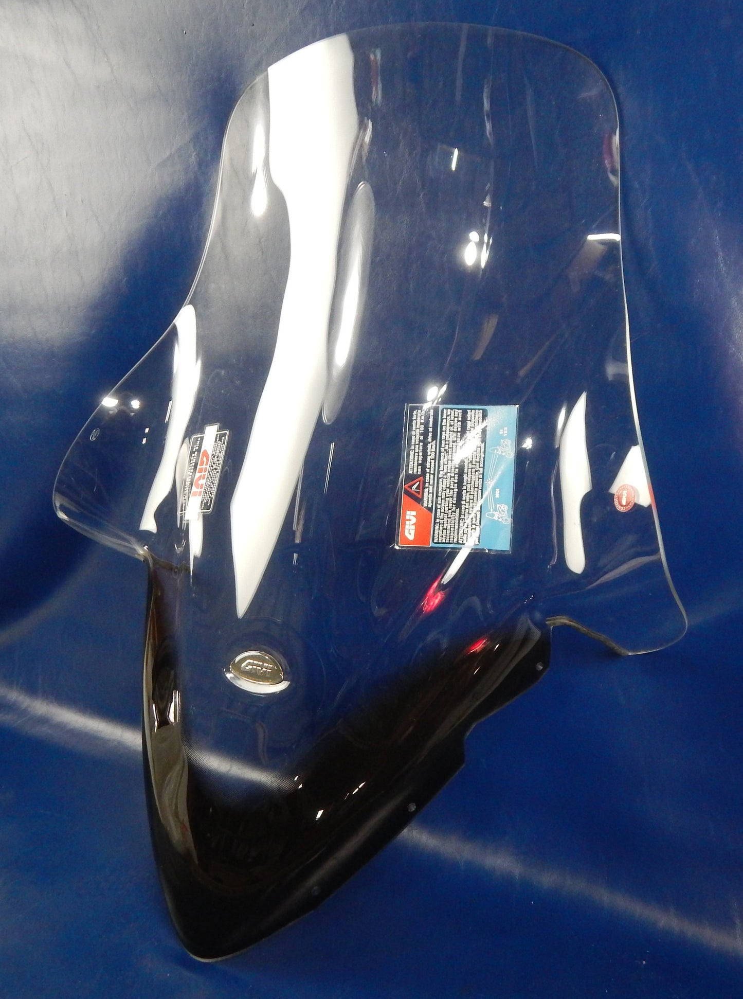 GIVI D128ST CLEAR WINDSHIELD SCREEN DEFLECTOR PROTECTOR 2001 YAMAHA T-MAX 500 - MotoRaider
