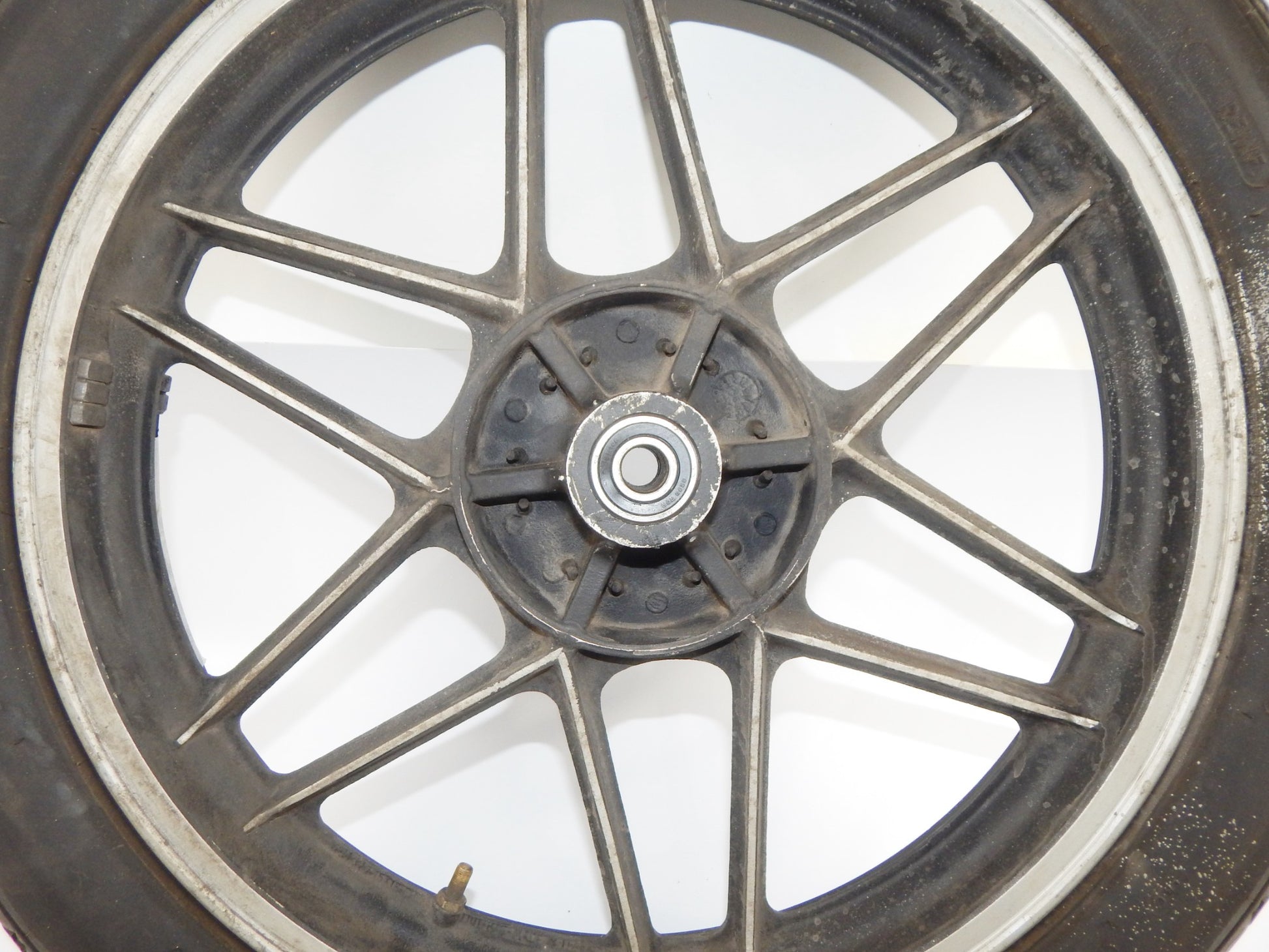 1981 MOTO GUZZI MONZA V50 RIM TIRE MICHELIN REAR WHEEL 3.50x18 VINTAGE ITALY - MotoRaider