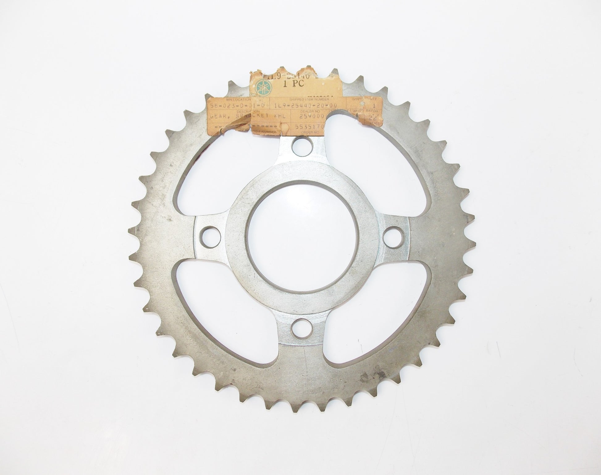 NOS OEM YAMAHA 88-02 YFS200/YFM350/660 REAR SPROCKET 40T 16Y25/40 | 1L9-25440-00 - MotoRaider