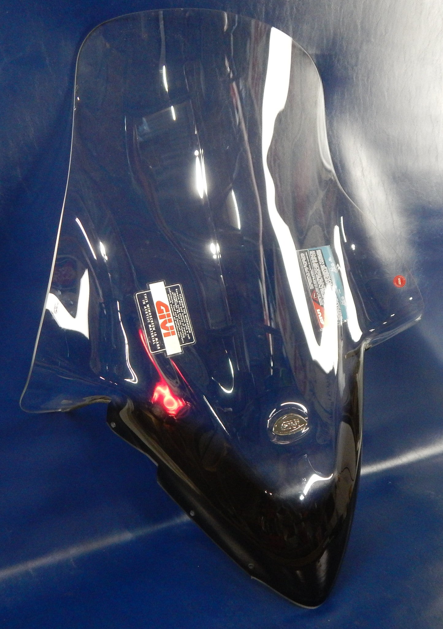 GIVI D128ST CLEAR WINDSHIELD SCREEN DEFLECTOR PROTECTOR 2001 YAMAHA T-MAX 500 - MotoRaider