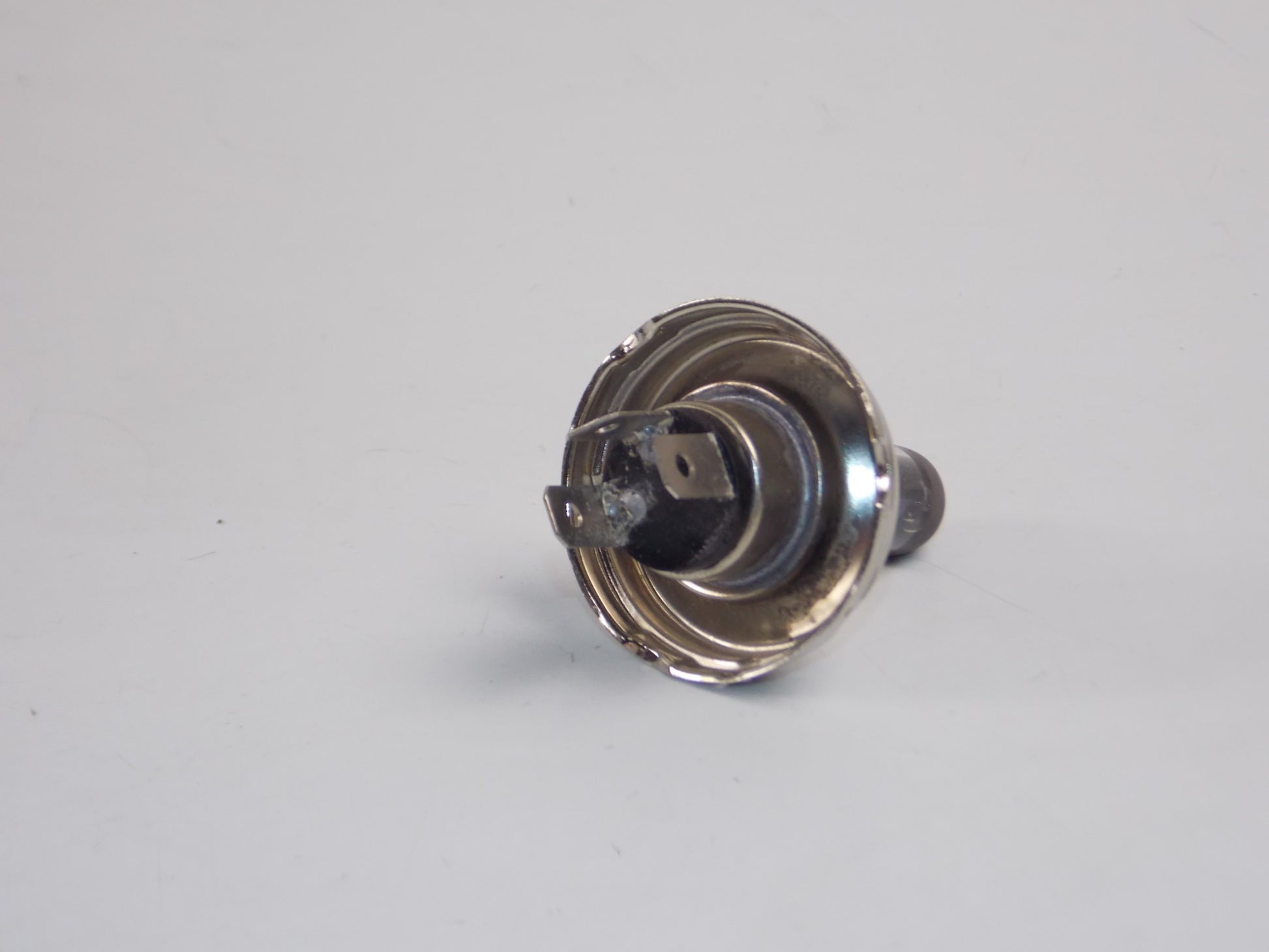 LUX 2000 H5 HALOGEN 12V 60/55W P 45T MOTORCYCLE AUTOMOTIVE YAMAHA DUCATI LAVERDA - MotoRaider