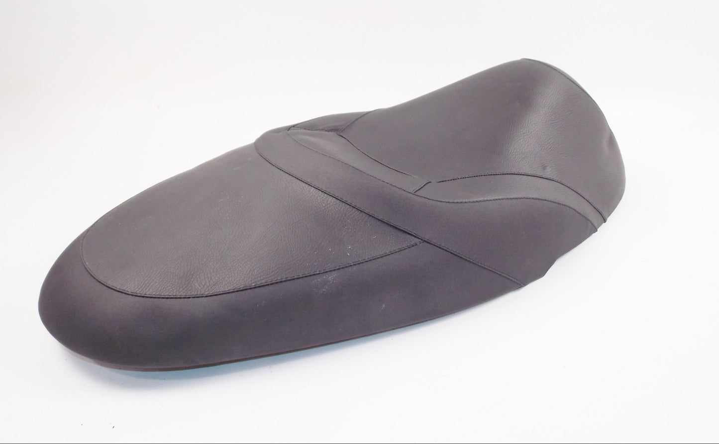 NOS OEM MALAGUTI SCOOTER CENTRO 125 SEAT SADDLE BLACK LOWERED 106.116.03 - MotoRaider