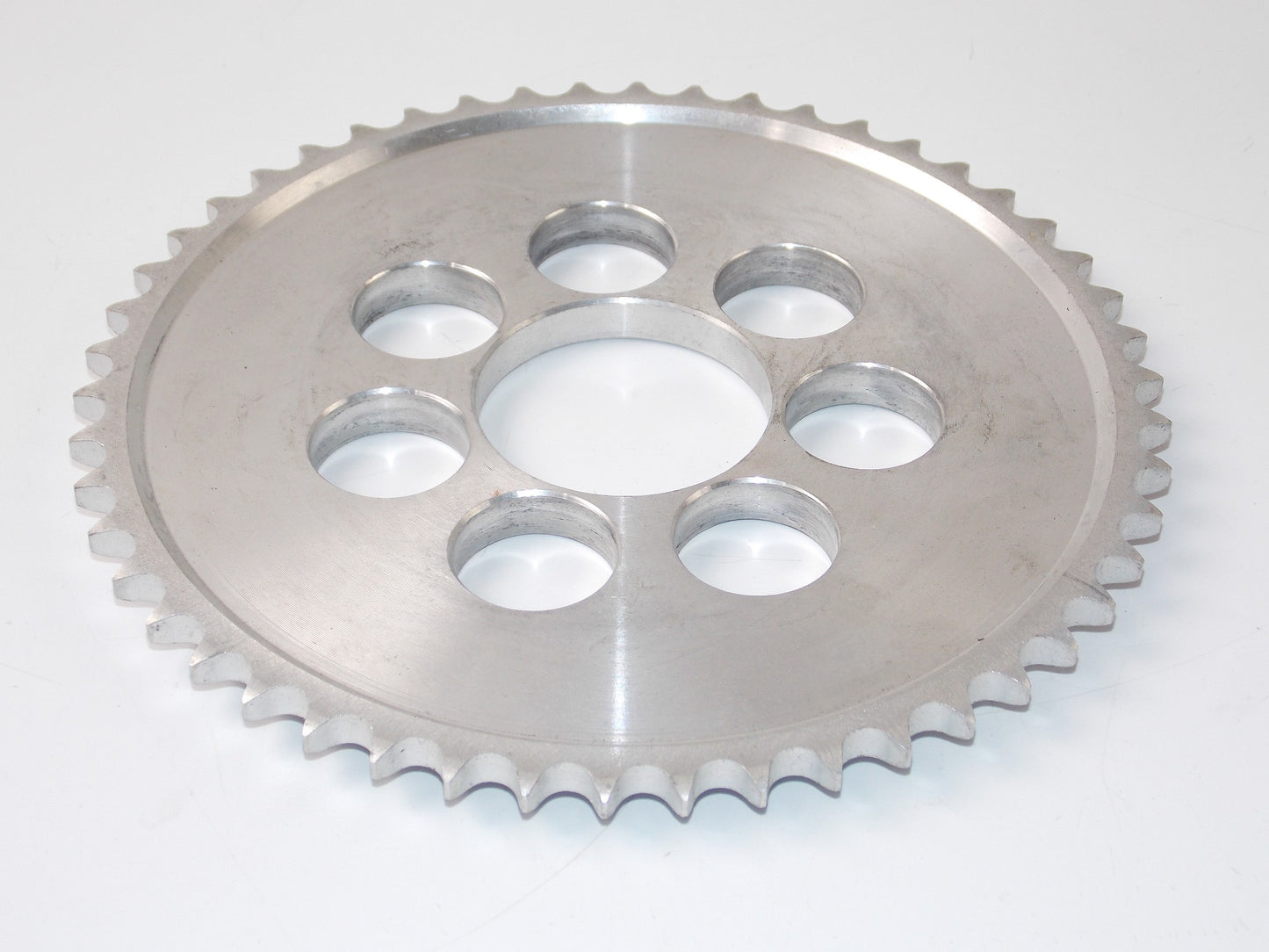 NOS OEM HARLEY DAVIDSON ALUMINUM REAR SPROCKET 50T CENTER HOLE 56.60mm 9335 - MotoRaider