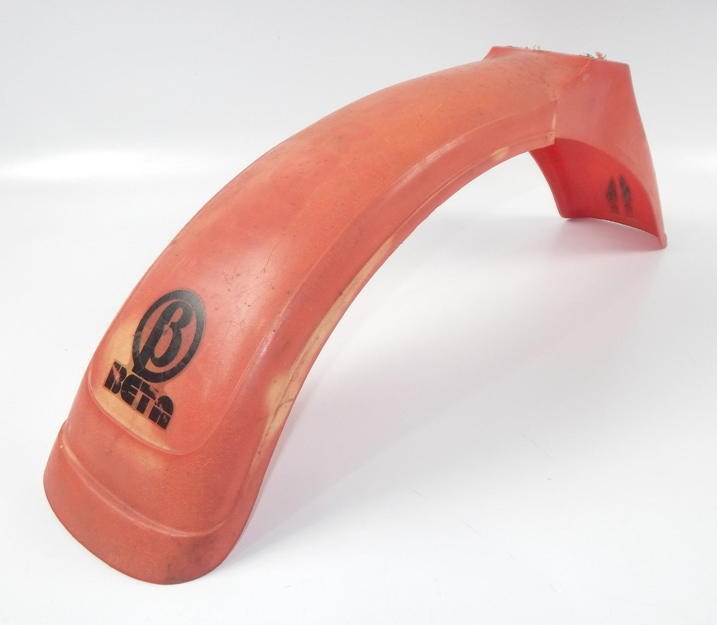 MR. ROBERT RED MUD GUARD FRONT WHEEL FENDER PLASTIC BETA L=36" VINTAGE ITALY - MotoRaider