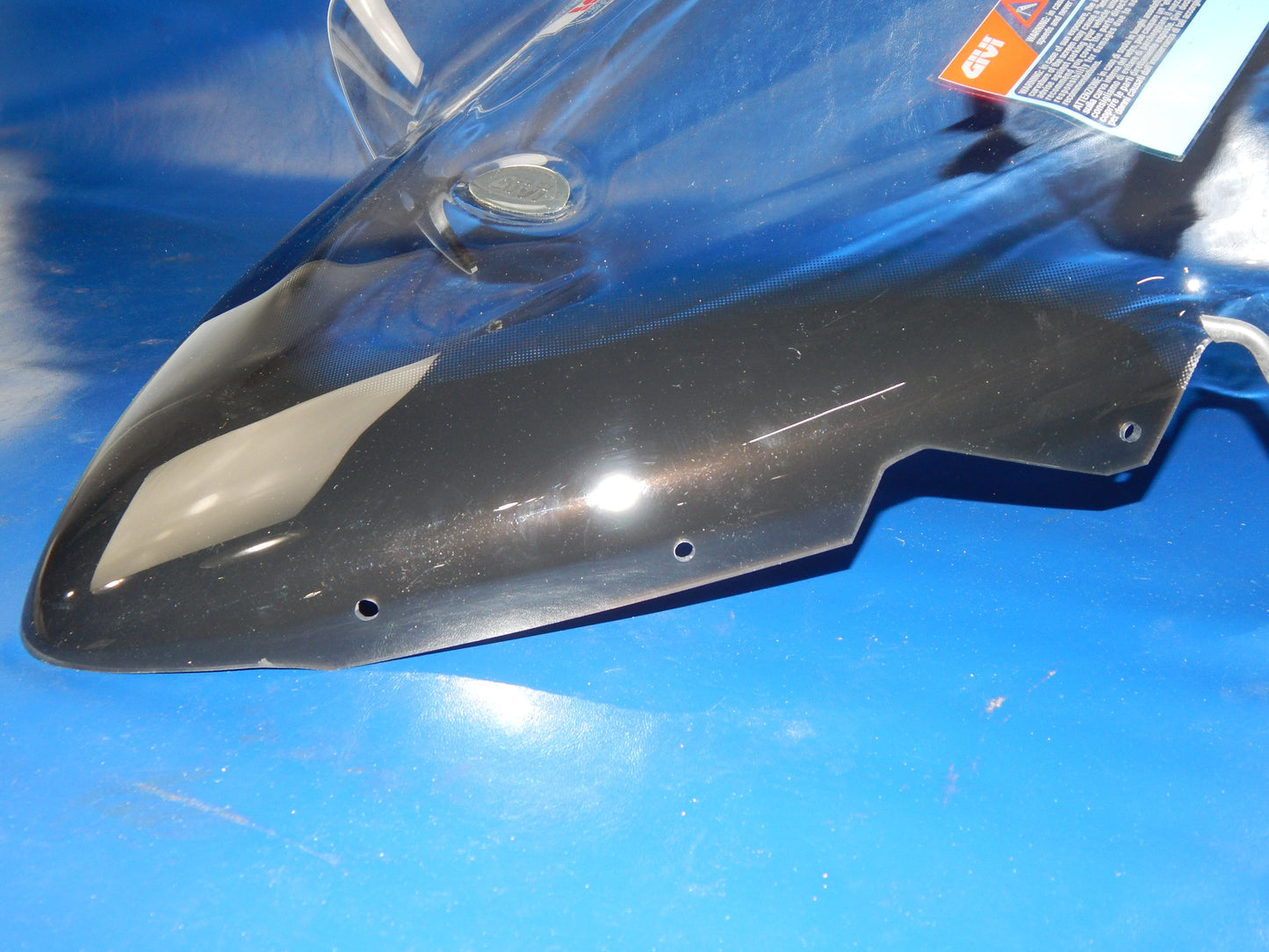 GIVI D128ST CLEAR WINDSHIELD SCREEN DEFLECTOR PROTECTOR 2001 YAMAHA T-MAX 500 - MotoRaider