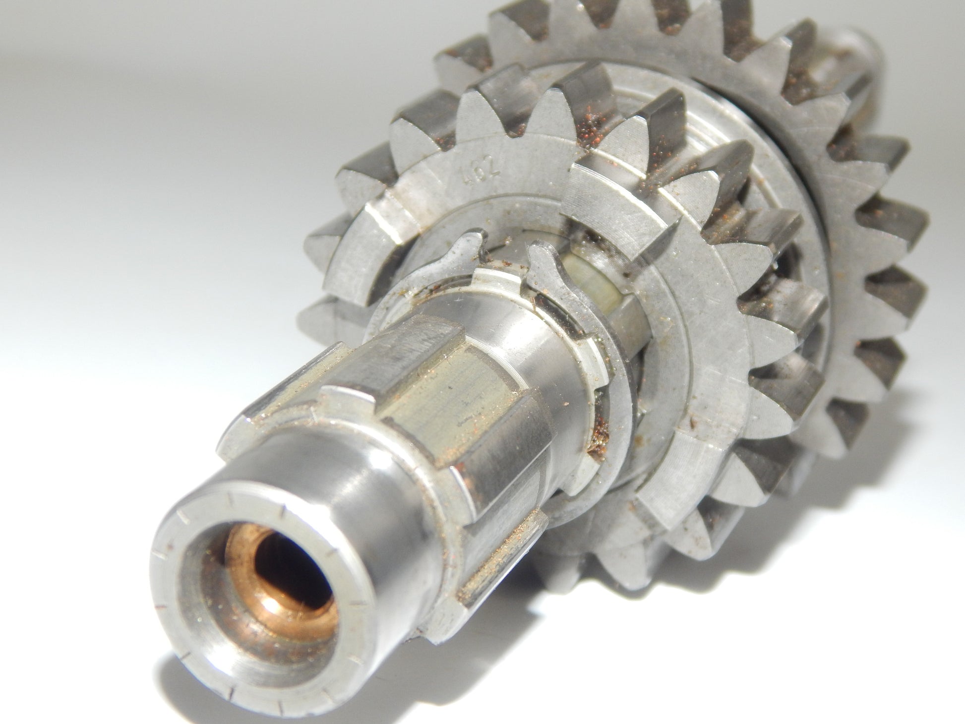 KTM 1998-03 250 380 SX 300 MXC TRANSMISSION GEARBOX MAINSHAFT 3rd Gear 19T 462 - MotoRaider