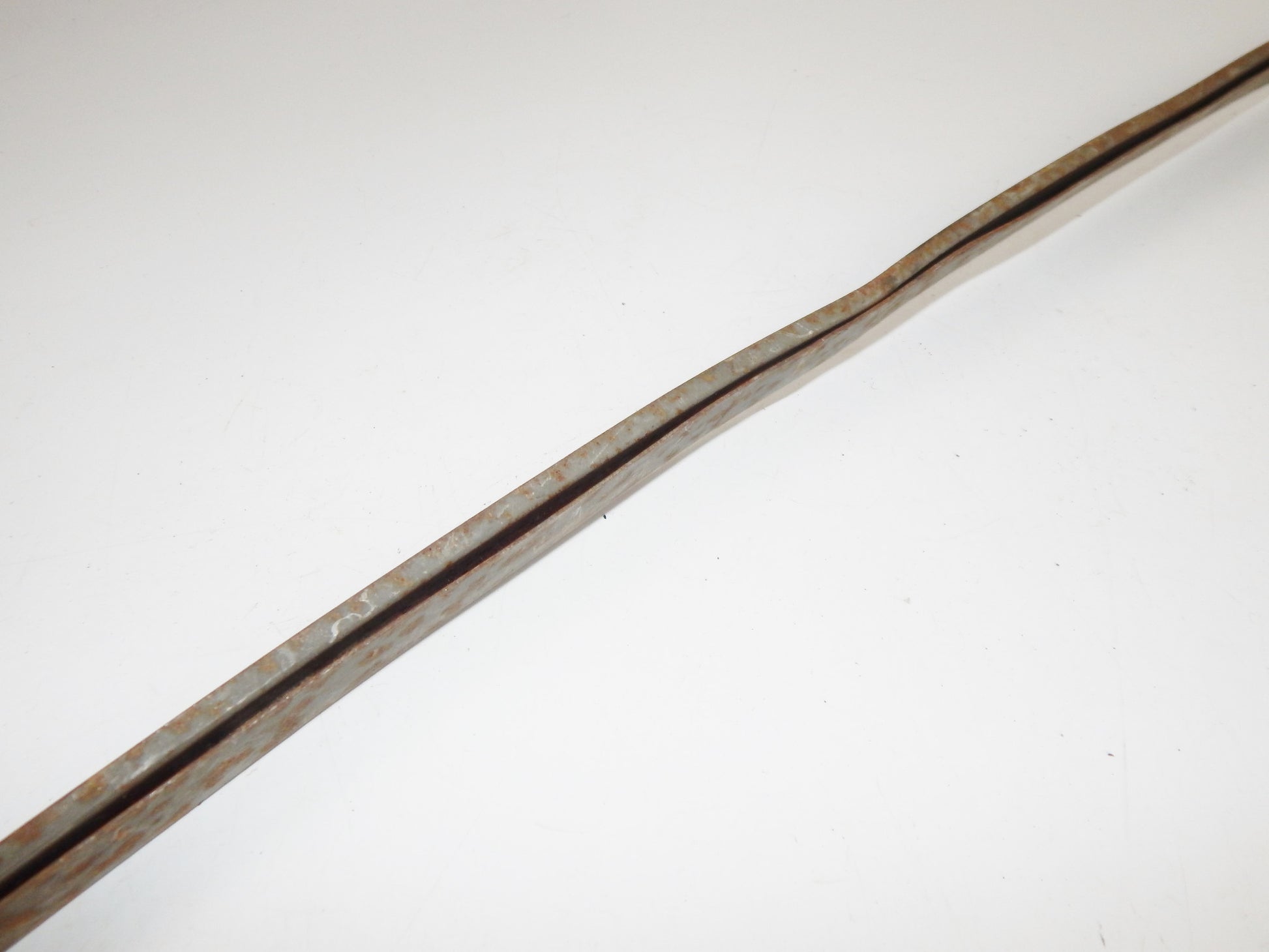 1960's VW BUG BEETLE DOOR INTERIOR WINDOW REGULATOR GLASS GUIDE PLATE - MotoRaider