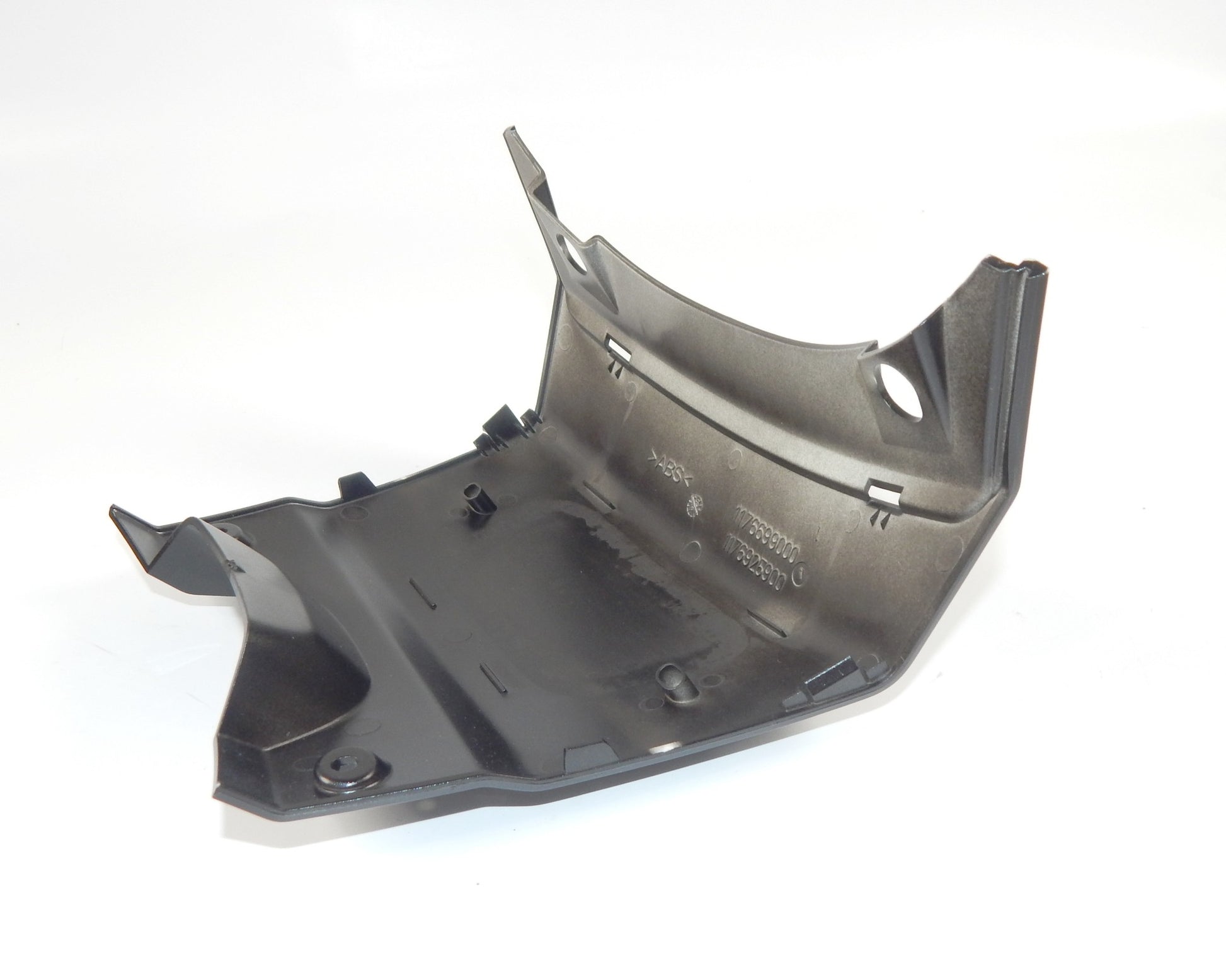 PEUGEOT LOWER REAR PLASTIC COVER PANEL 766990NK 52253 1176699000  1176925900 - MotoRaider