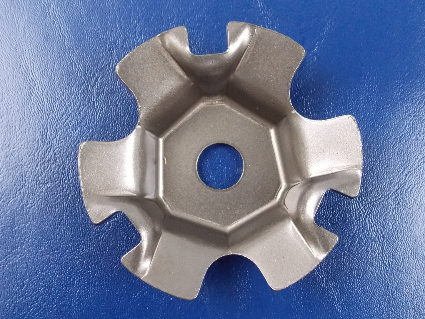 NOS OEM HONDA 1991-2001 NH100/90 SA100 SJ100  RAMP PLATE  22131-GW3-900 - MotoRaider