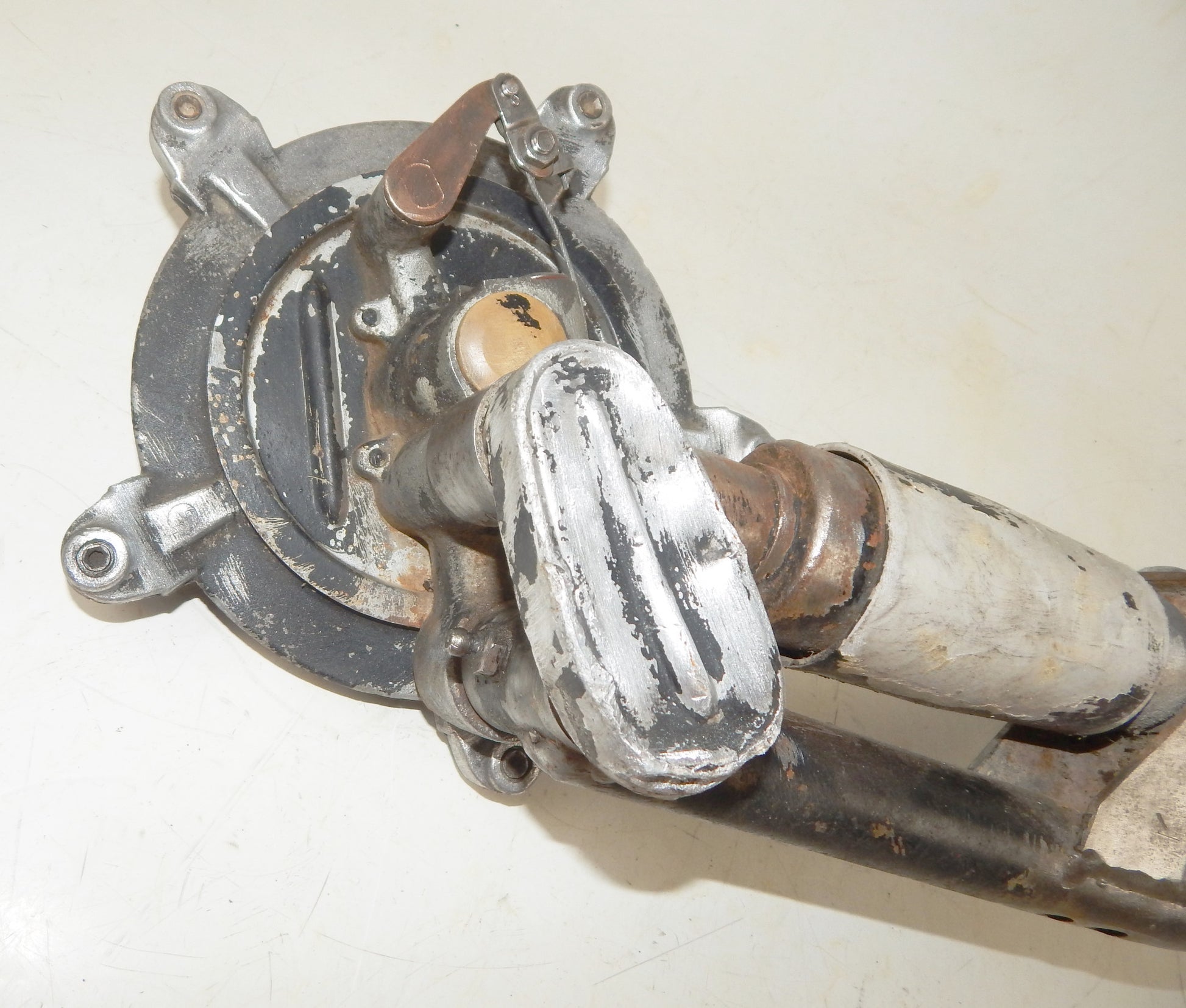 1970's VESPA PIAGGIO FRONT SUSPENSION STEERING COLUMN WHEEL HUB 125 PRIMAVERA 50 - MotoRaider