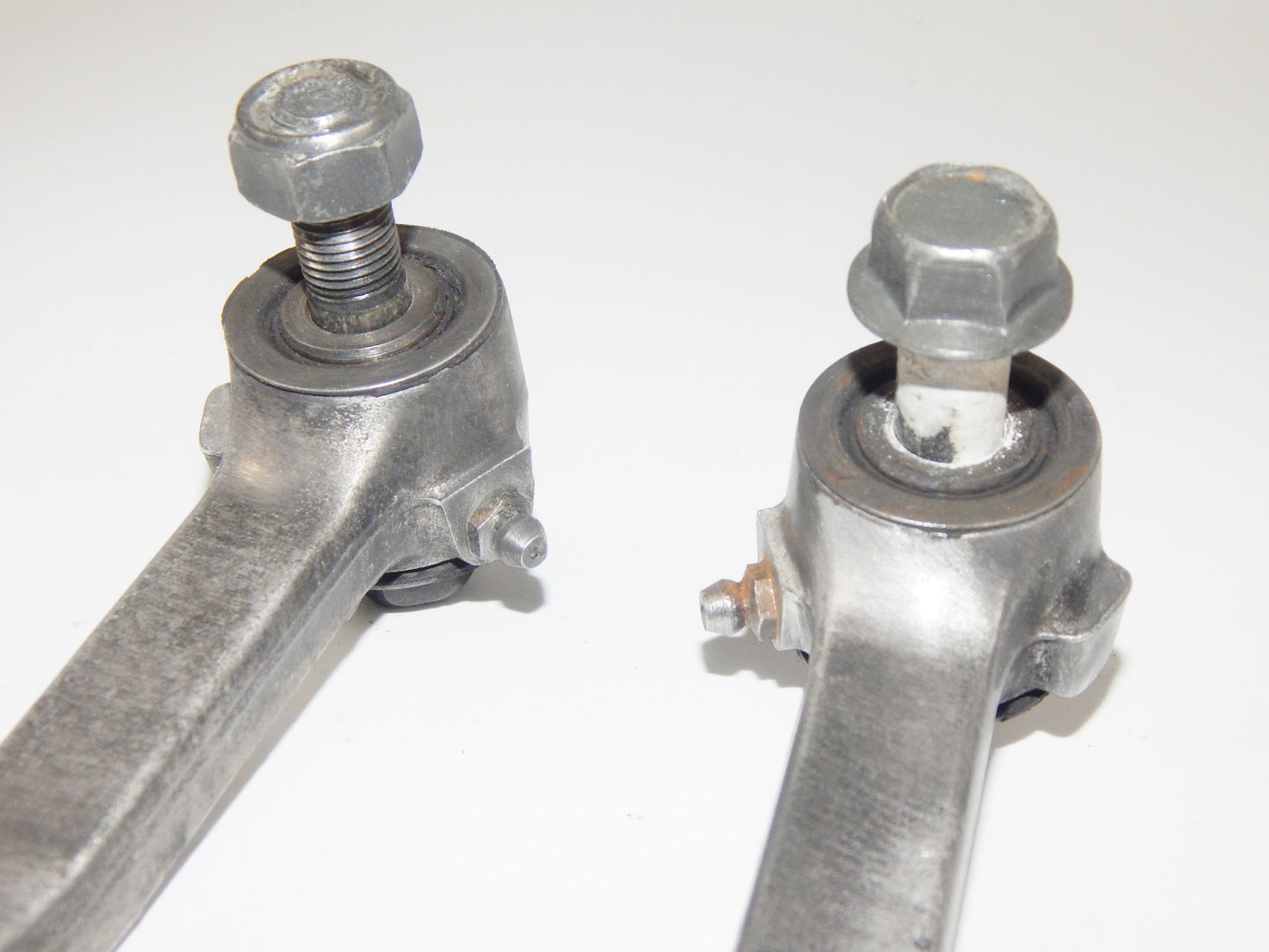 1989 KAWASAKI ZX 750 NINJA REAR SHOCK SUSPENSION ARM CONNECTORS VINTAGE - MotoRaider