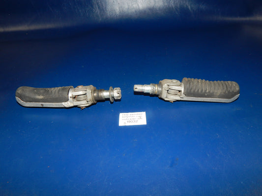 1993 SUZUKI BANDIT GSF 400 LEFT RIGHT FOOT REST PEG STAY VINTAGE JAPAN - MotoRaider