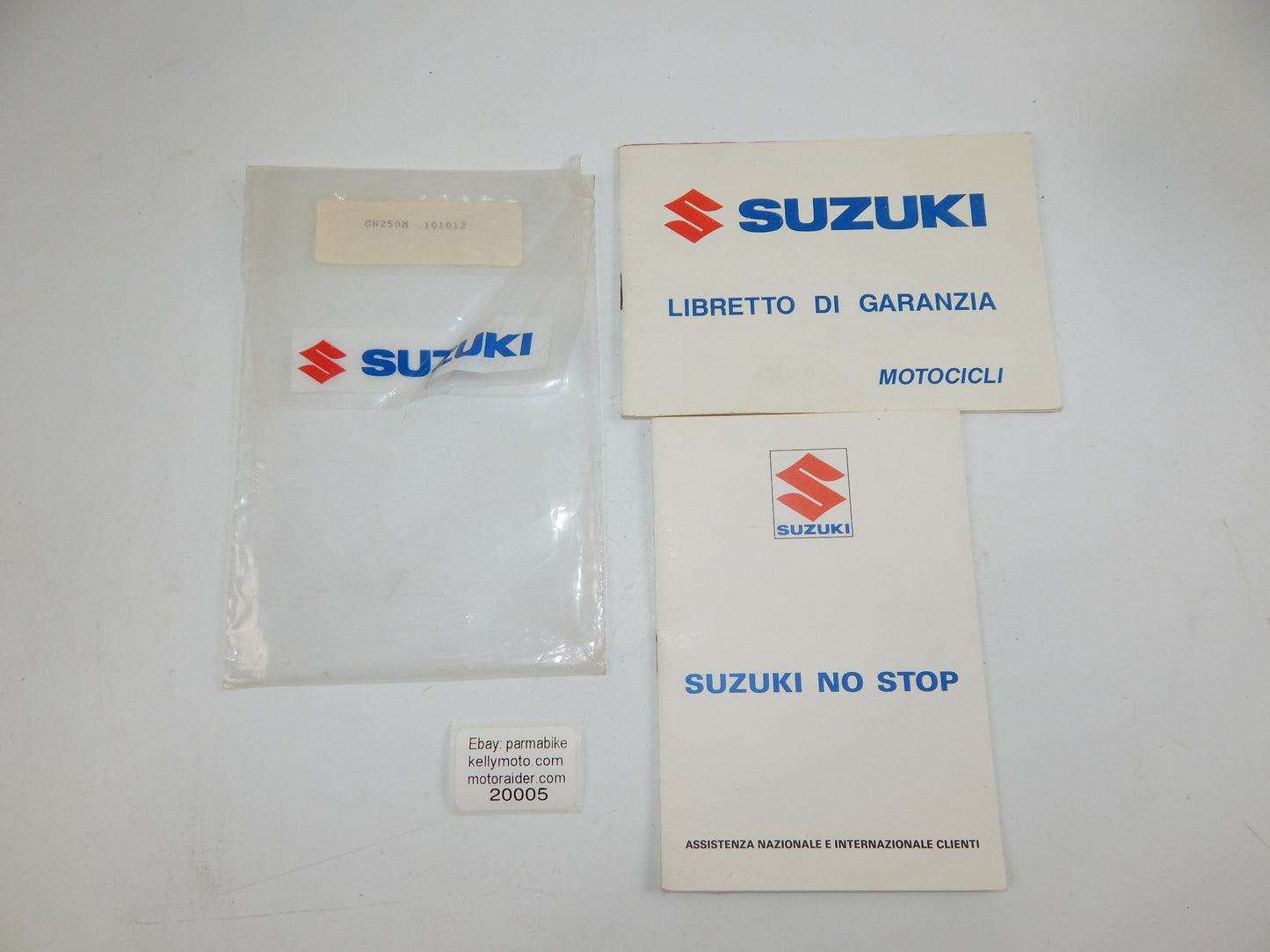 1990's SUZUKI GN250M WARRANTY BOOK ITALIAN VINTAGE MOTORCYCLE - MotoRaider