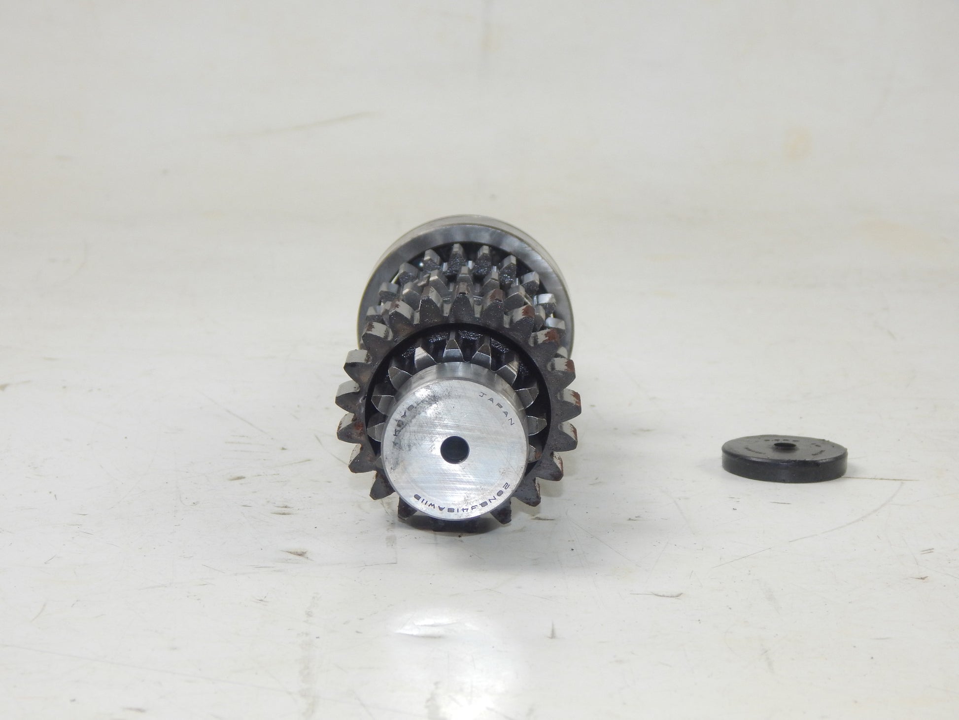 1986 SUZUKI GSXR 750 MOTOR ENGINE GEARBOX TRANSMISSION MAIN SHAFT+GEAR VINTAGE - MotoRaider