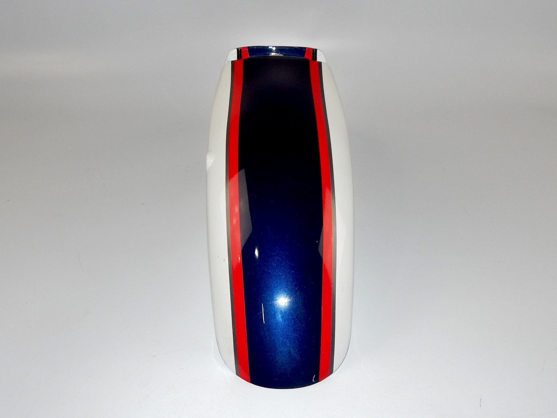 NOS OEM YAMAHA 1984 XJ750S FRONT MUDGUARD FENDER WHITE BLUE RED 41Y-21501-00-1X - MotoRaider