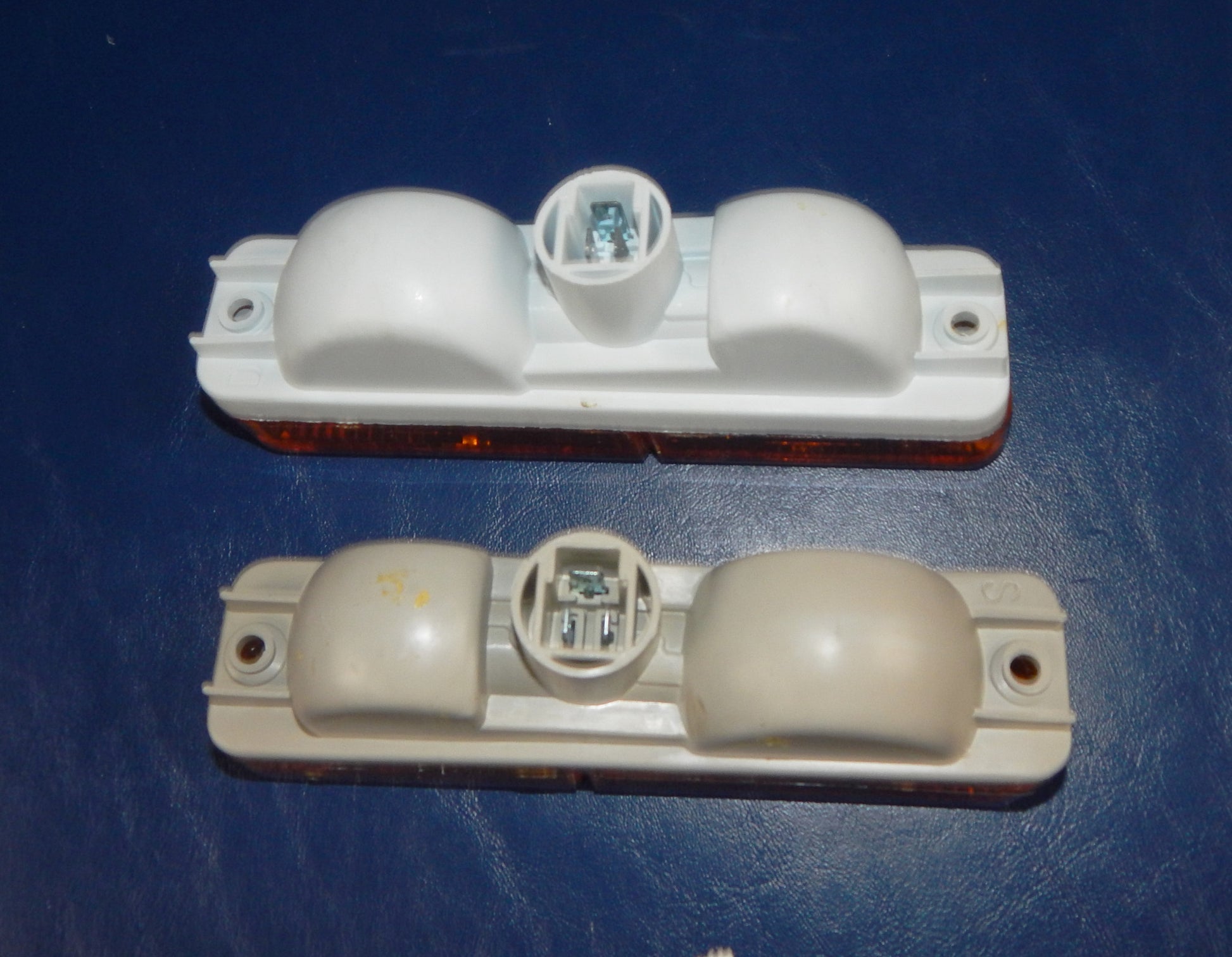 LEART VERALUX FAIRNG RIGHT LEFT TURN SIGNAL 6.5x1.5 VINTAGE MOTORCYCLE ITALY - MotoRaider