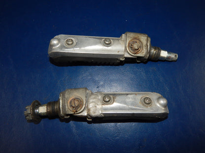 1993 SUZUKI BANDIT GSF 400 LEFT RIGHT FOOT REST PEG STAY VINTAGE JAPAN - MotoRaider