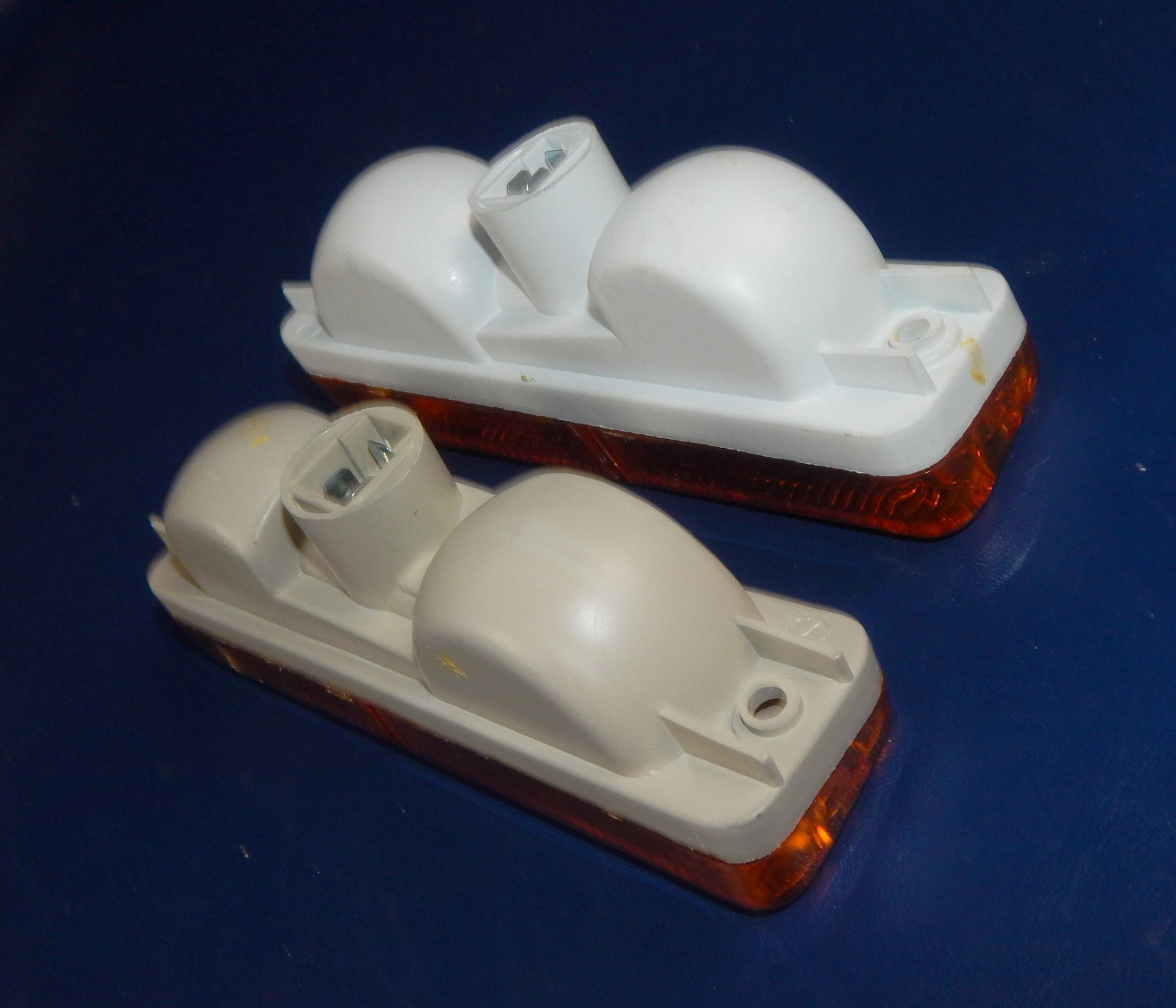 LEART VERALUX FAIRNG RIGHT LEFT TURN SIGNAL 6.5x1.5 VINTAGE MOTORCYCLE ITALY - MotoRaider