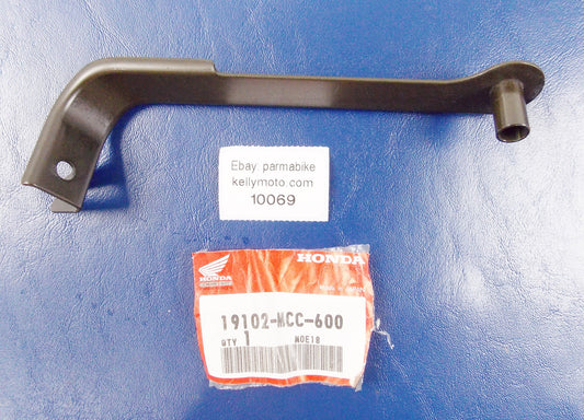 NOS OEM HONDA 2000-2001 CB1100  RADIATOR LOWER SUPPORT  19102-MCC-600 - MotoRaider
