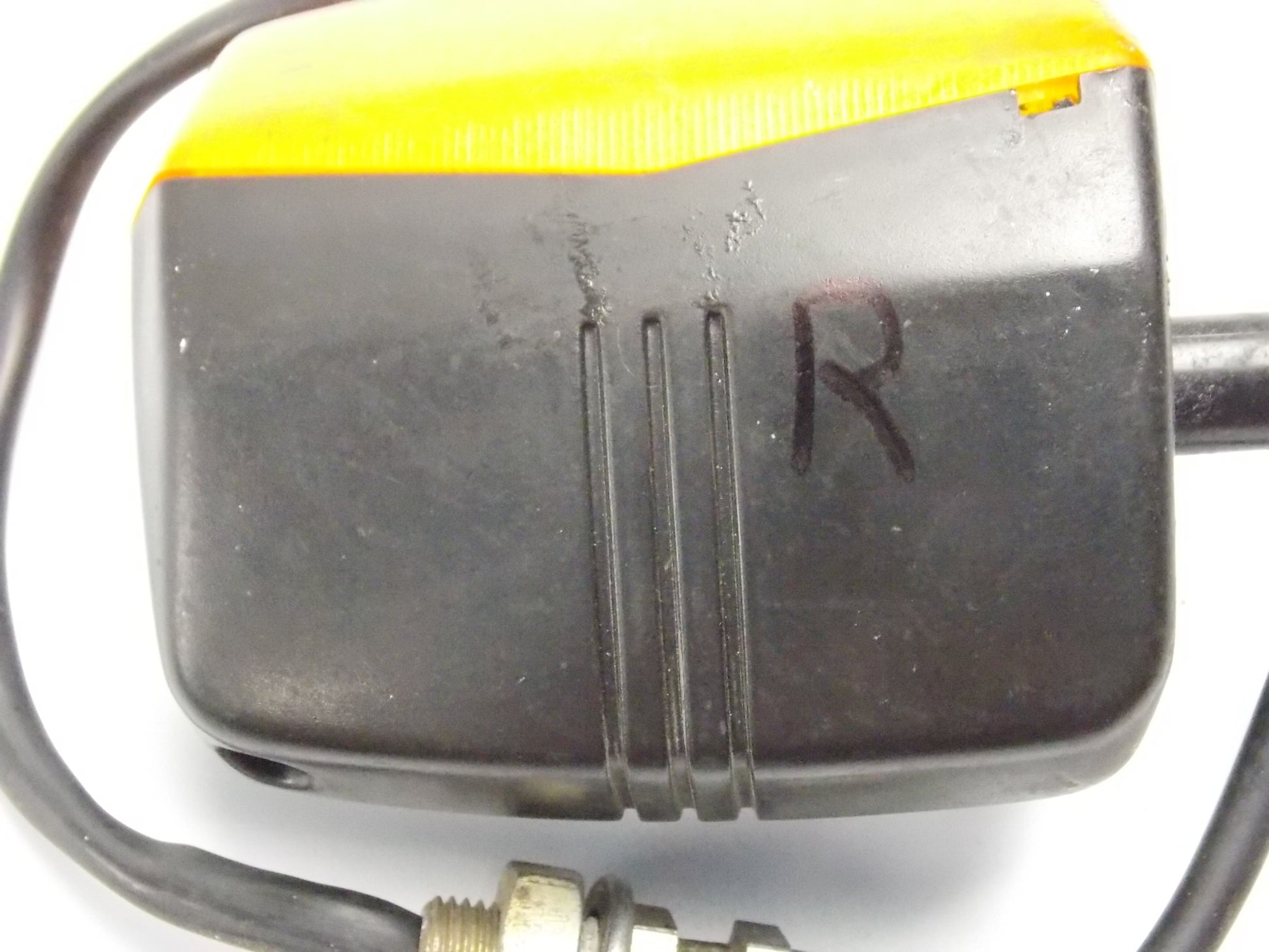 1986 CAGIVA 125 ELEFANTRE FRONT RIGHT TURN SIGNAL BLINKER INDICATOR AMBER LENS - MotoRaider