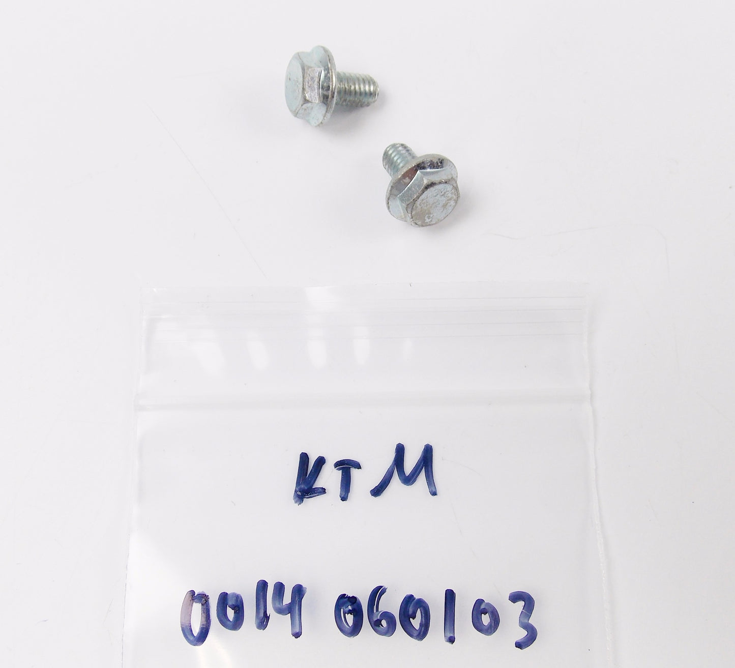 NOS OEM KTM 1998 250/300/380 LC4-E MULTI-USE QTY 2 SCREWS 6x10 WS8 0014060103 - MotoRaider