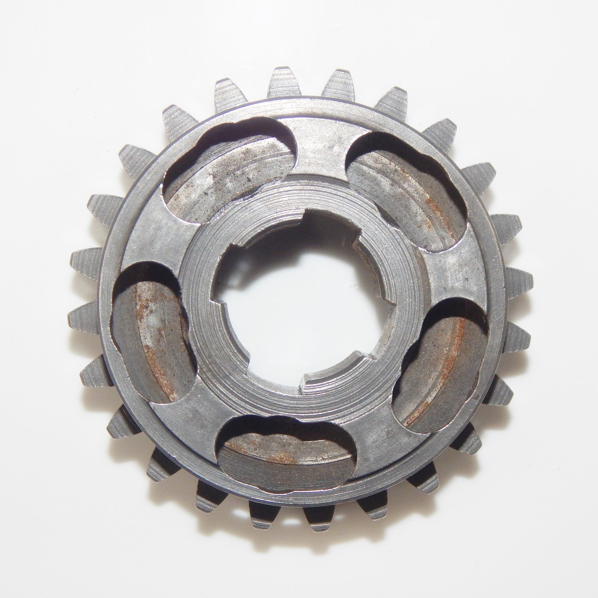 HUSQVARNA MOTORCYCLE 1973-1979 TRANSMISSION DRIVE 24T 4th GEAR WHEEL 409 - MotoRaider