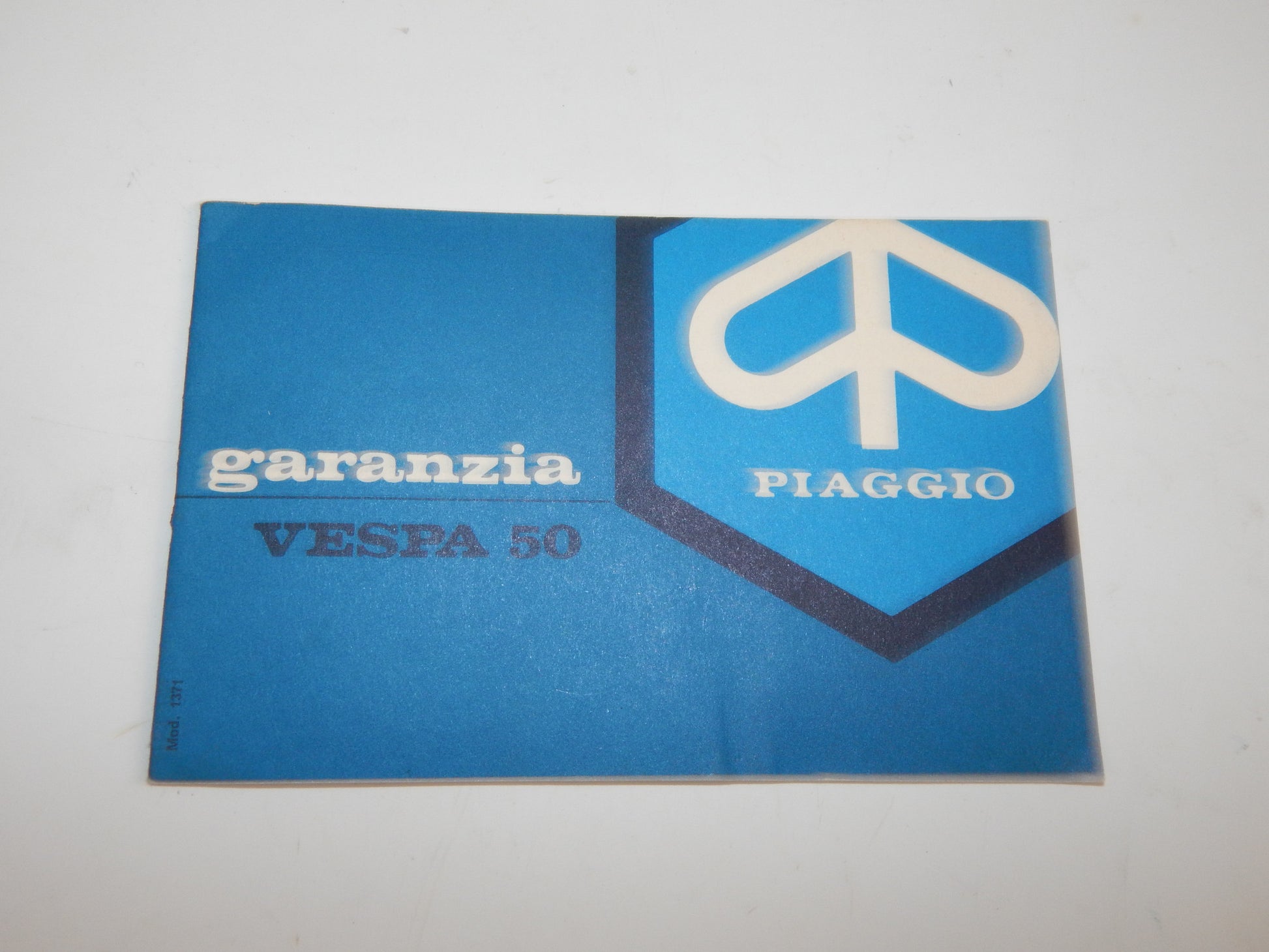 1980's PIAGGIO VESPA 50 WARRANTY BOOK ITALIAN VINTAGE SCOOTER - MotoRaider