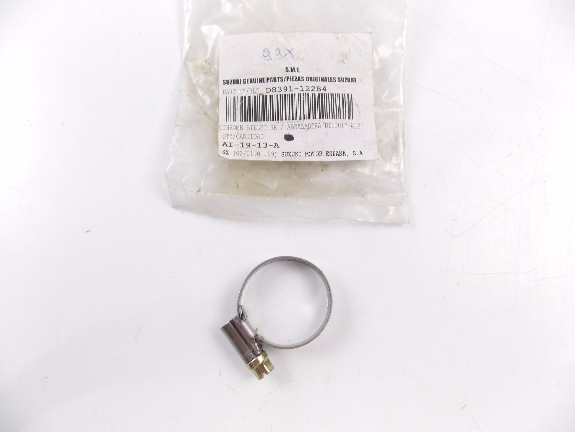 NOS OEM SUZUKI 1997-2006 KATANA 50 2003 AY50 (P19) AIR CLEANER CLAMP D8391-122B4 - MotoRaider