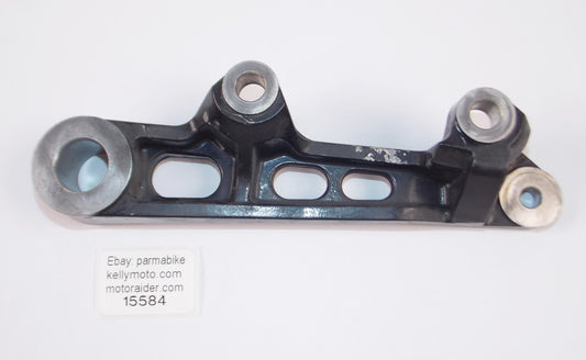 1994-1995 YAMAHA FZR 600R REAR WHEEL BRAKE CALIPER MOUNT HOLDER BRACKET - MotoRaider