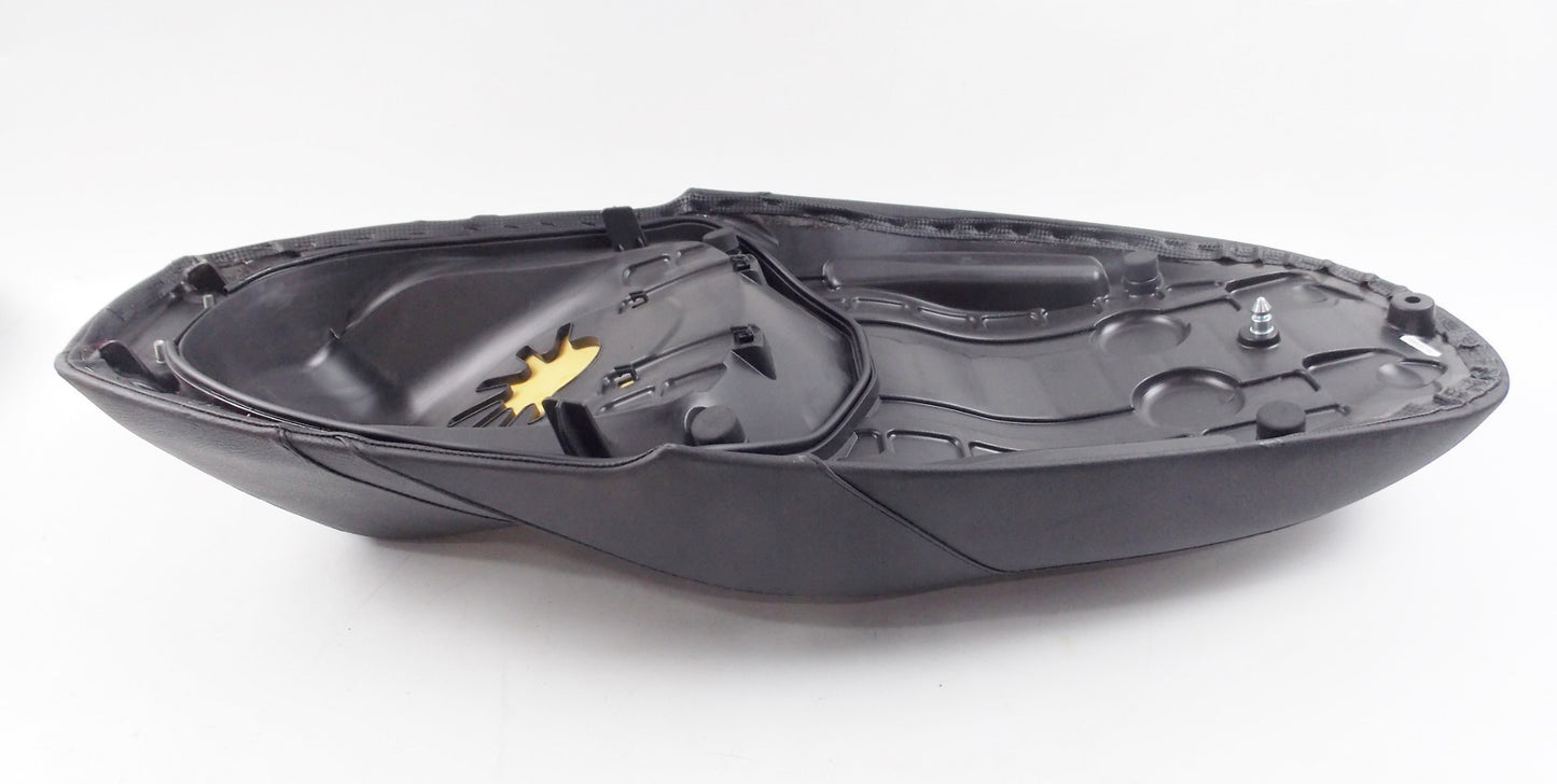 NOS OEM MALAGUTI SCOOTER CENTER 125 160 BLACK SADDLE SEAT LOWERED 106.116.03 - MotoRaider