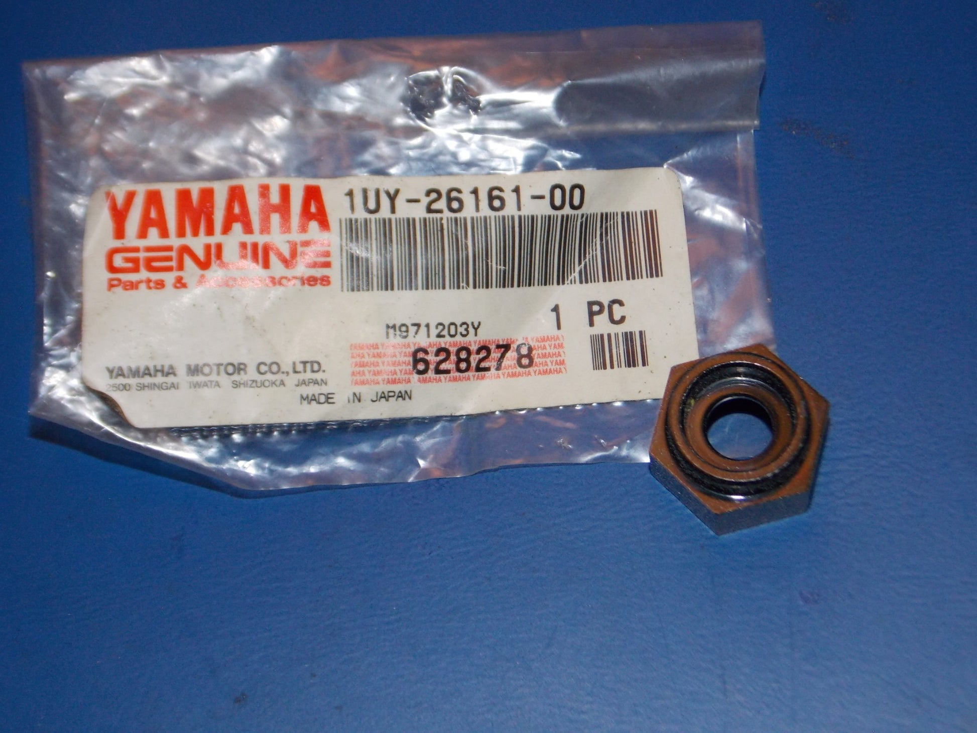 NOS YAMAHA 1987-2004 YFM350/35  SHIFT SPRING COVER 1UY-26161 - MotoRaider