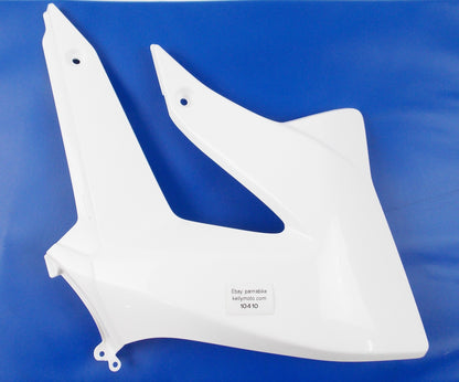 2010-12 APRILIA DERBI SENDA DRD LEFT HAND FRONT COVER WHITE SHROUD 86692600W0B - MotoRaider