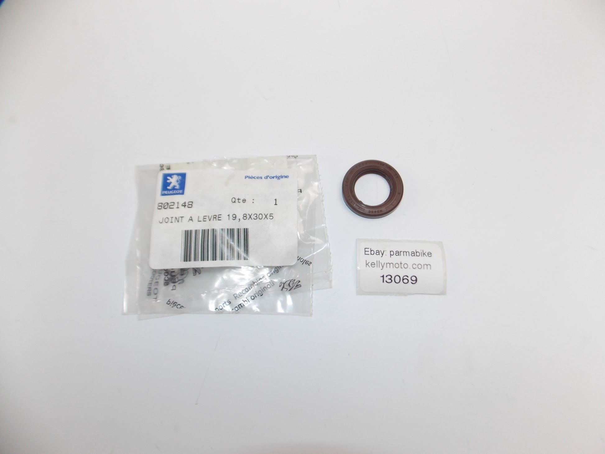 OEM PEUGEOT 2010/2018 TWEET 125 CRANKCASE COVER/ELECTRIC PART OIL SEAL # 802148 - MotoRaider