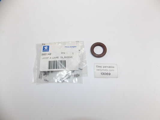 OEM PEUGEOT 2010/2018 TWEET 125 CRANKCASE COVER/ELECTRIC PART OIL SEAL # 802148 - MotoRaider