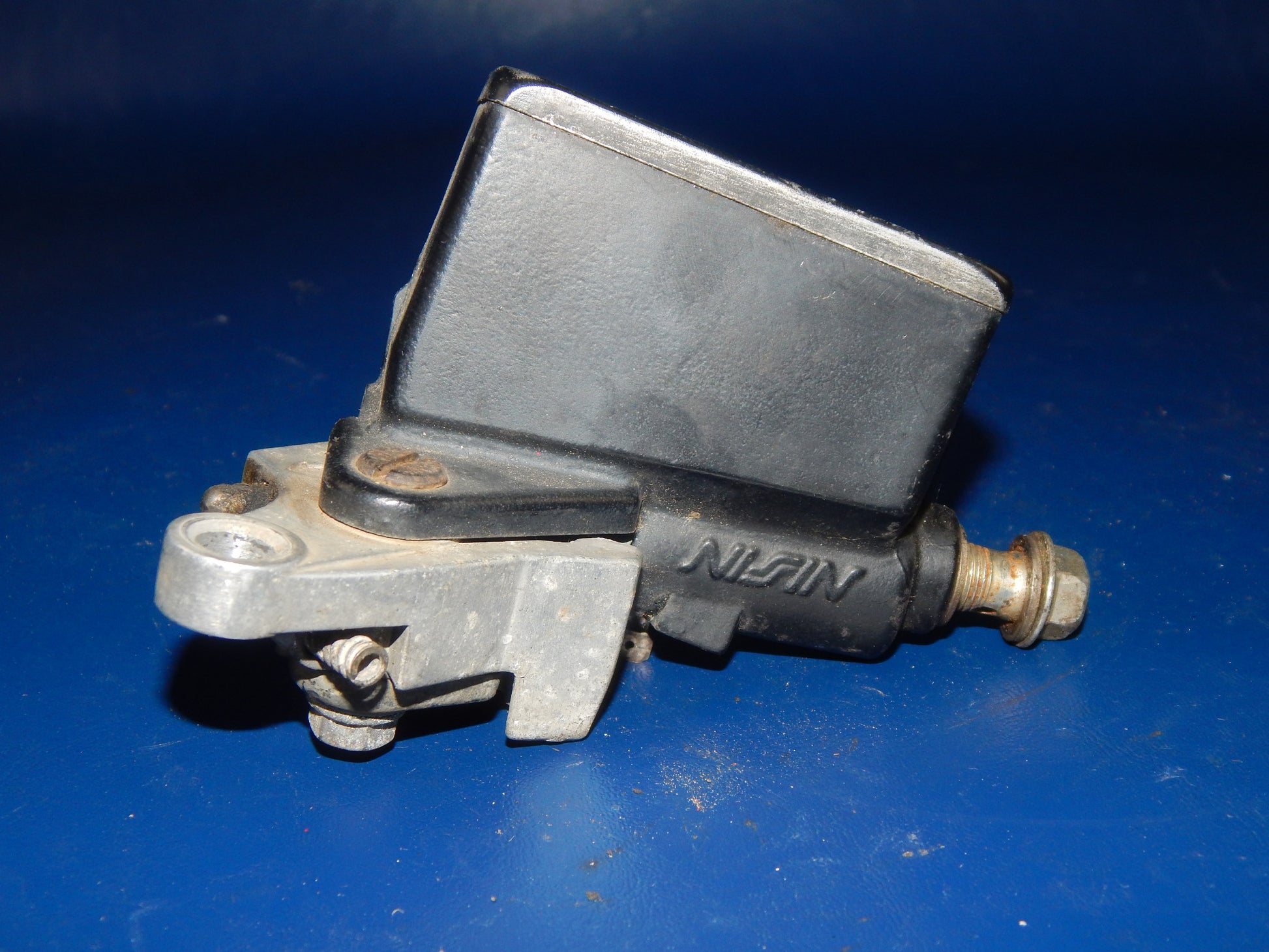 1993 SUZUKI BANDIT GSF 400 FRONT WHEEL BRAKE MASTER CYLINDER VINTAGE JAPAN - MotoRaider