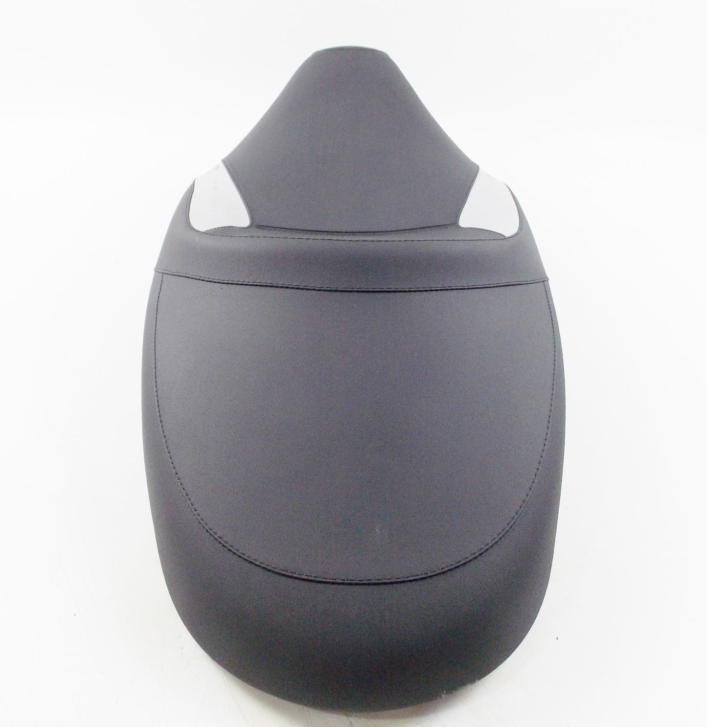 NOS OEM MALAGUTI CENTRO 125 160 BLACK/SILVER SADDLE SEAT LOWERED 106.116.03 - MotoRaider
