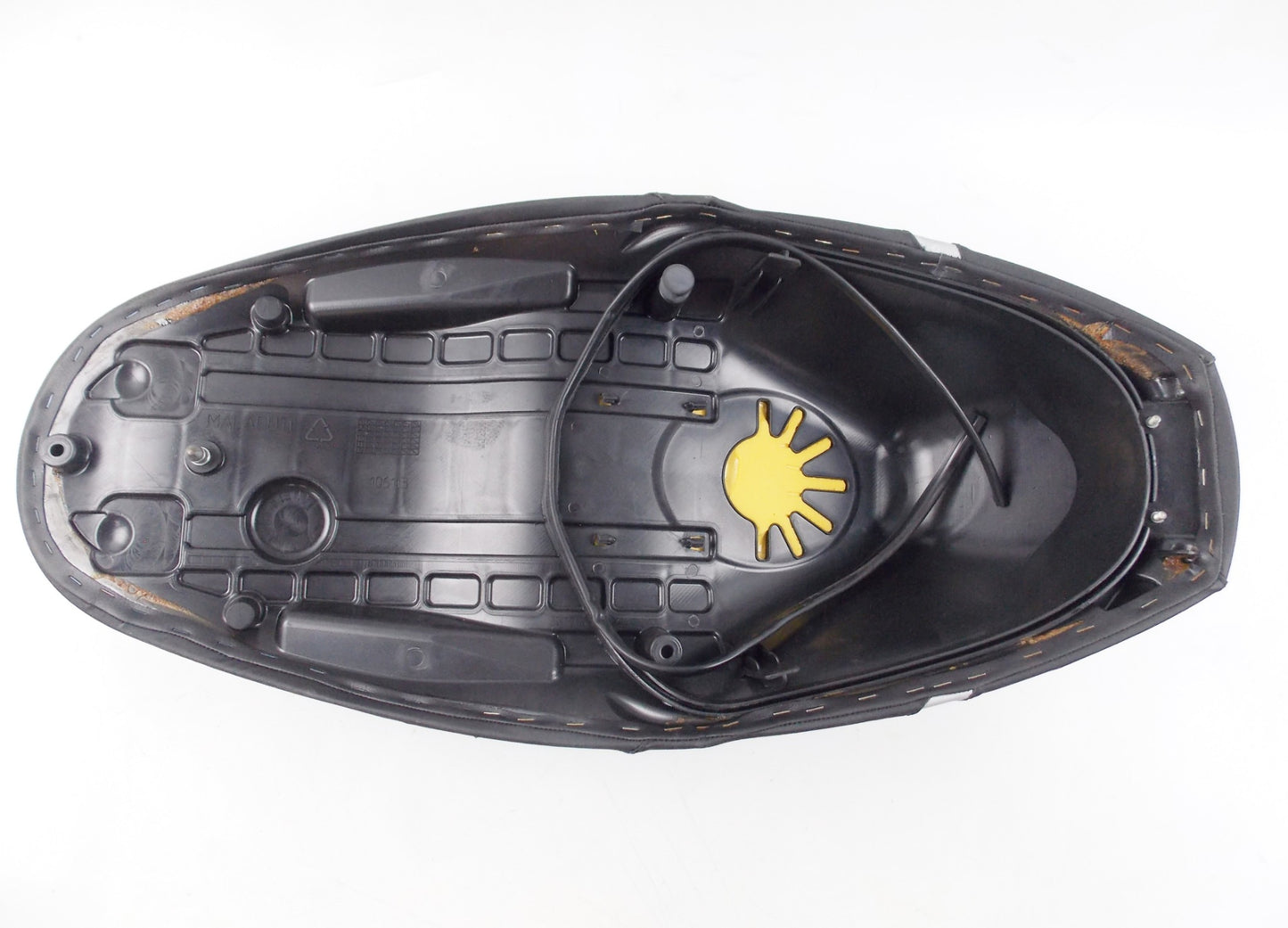 NOS OEM MALAGUTI CENTRO 125 160 BLACK/SILVER SADDLE SEAT LOWERED 106.116.03 - MotoRaider