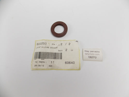 OEM PEUGEOT SCOOTER TWEET 50 OIL SEAL 25X40X7 # 802250 - MotoRaider