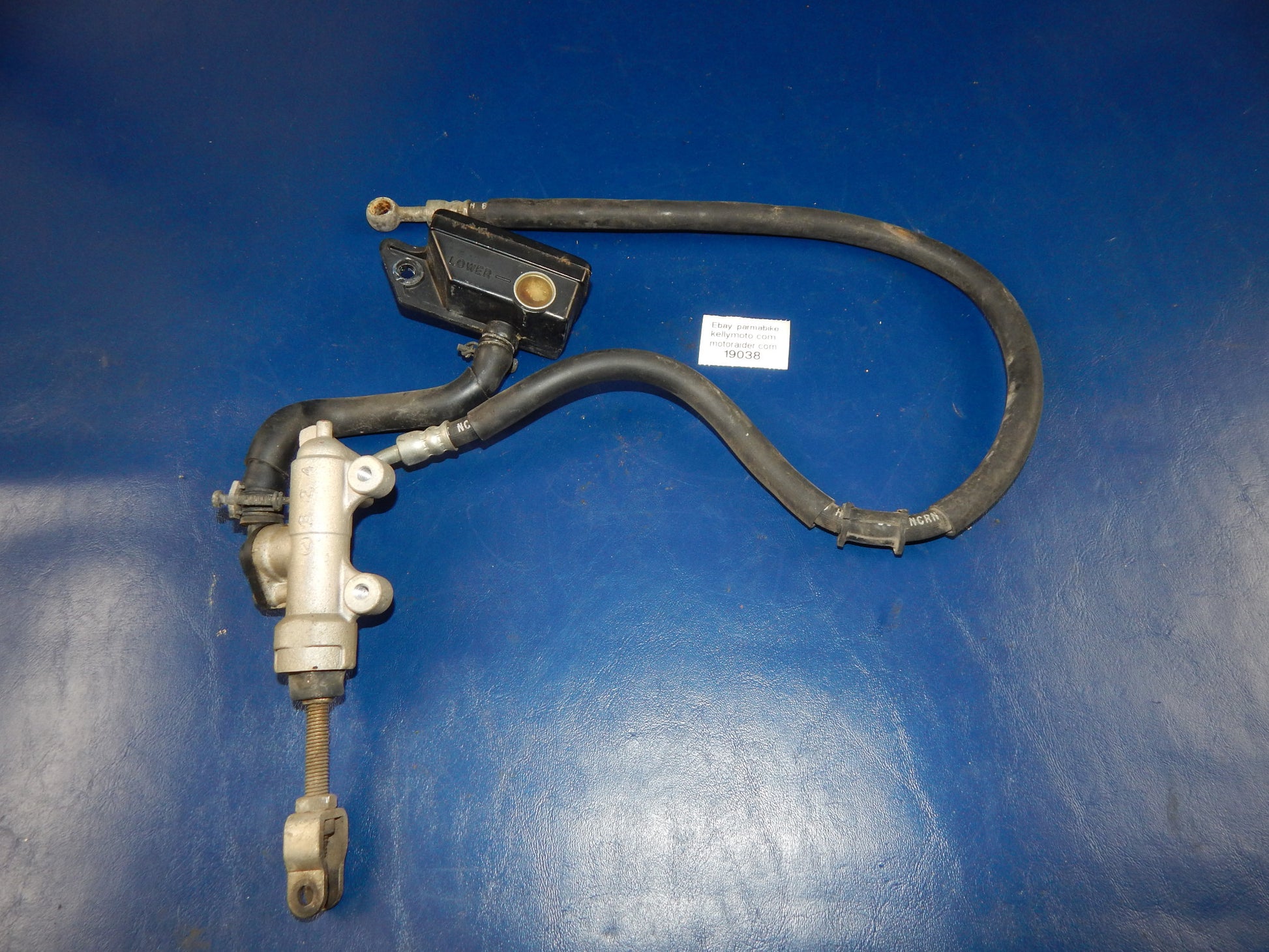 1993 SUZUKI BANDIT GSF 400 REAR WHEEL BRAKE MASTER CYLINDER VINTAGE JAPAN - MotoRaider