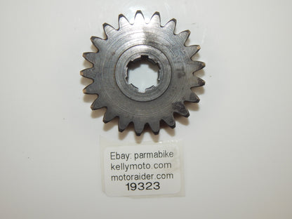 1972 HUSQVARNA MOTORCYCLE TRANSMISSION DRIVE GEAR WHEEL HQV-72 HOLE D=17mm 21T - MotoRaider