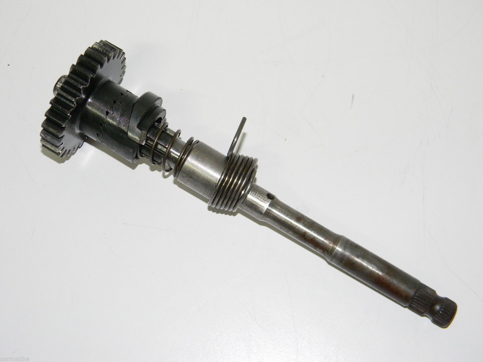 1970 Bultaco Lobito 125 MK4 Model 74 ... KICK STARTER SHAFT ... spring ratchet - MotoRaider