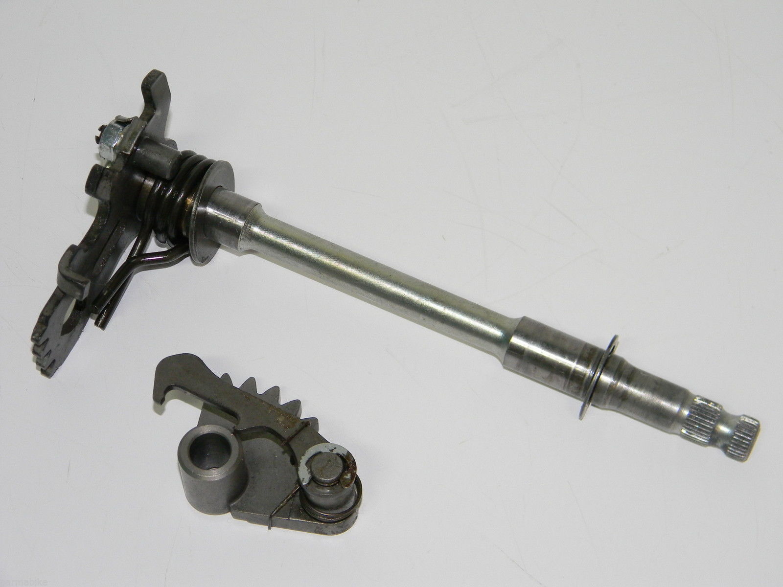 1976 Yamaha YZ250C ... SHIFT SHAFT ... YZ 250 shifting shifter gear spring - MotoRaider